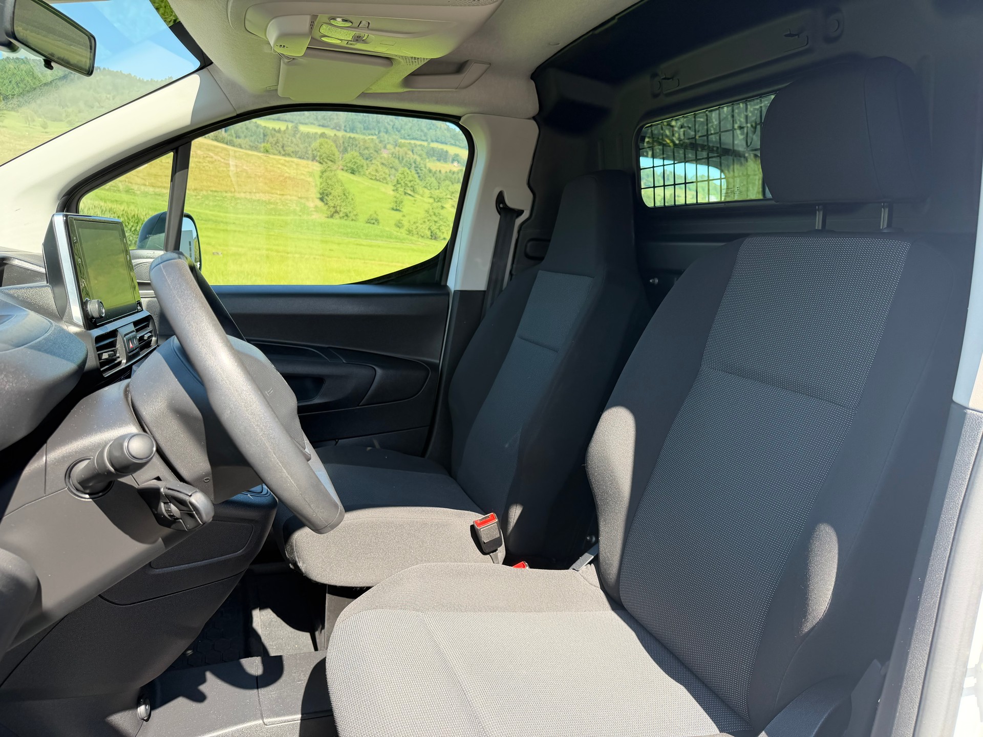 PEUGEOT Partner 1.5 Blue HDi s/s Premium 650kg-image-11