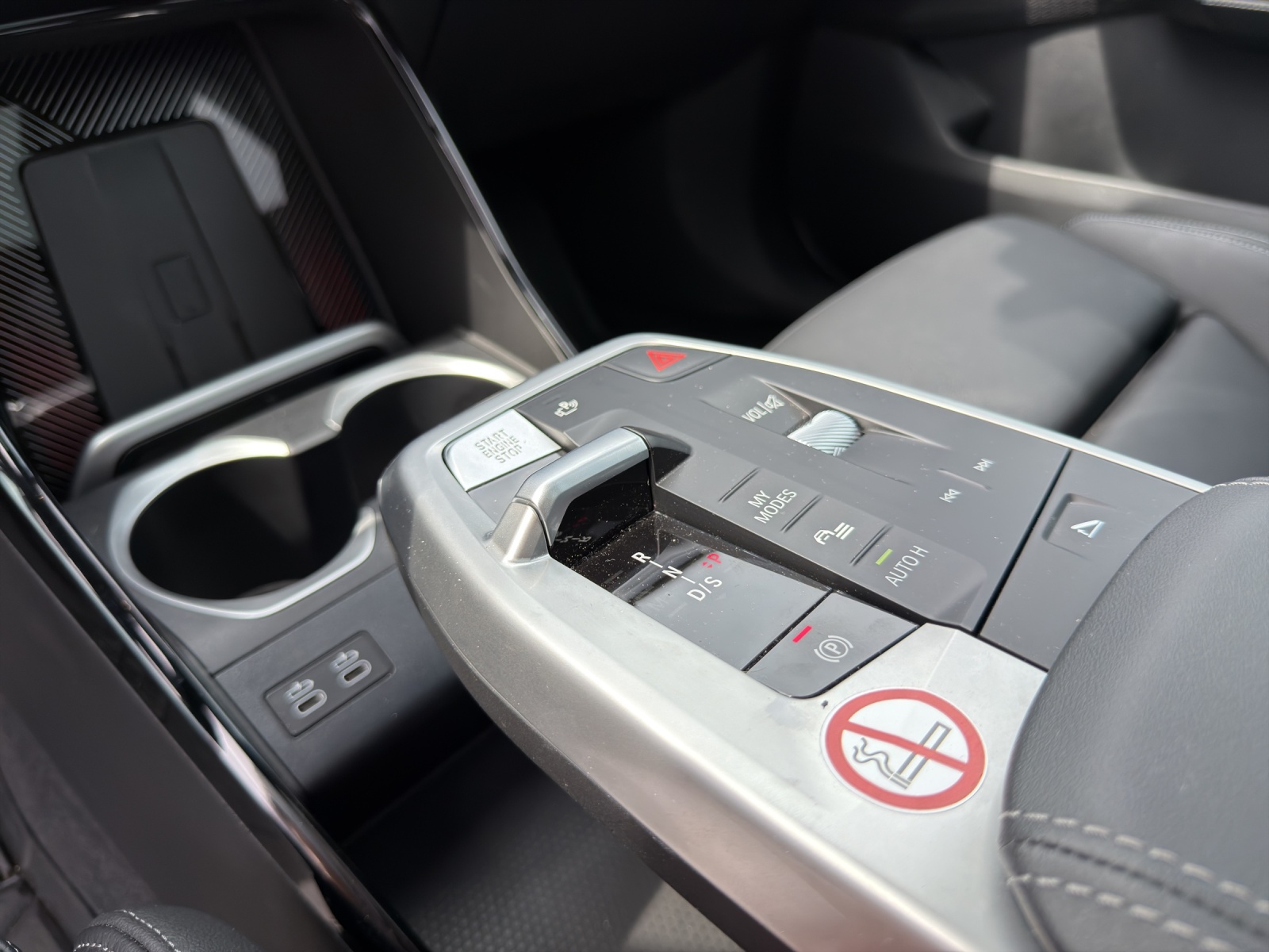 BMW X1 xDrive 30e M Sport Pro-image-25