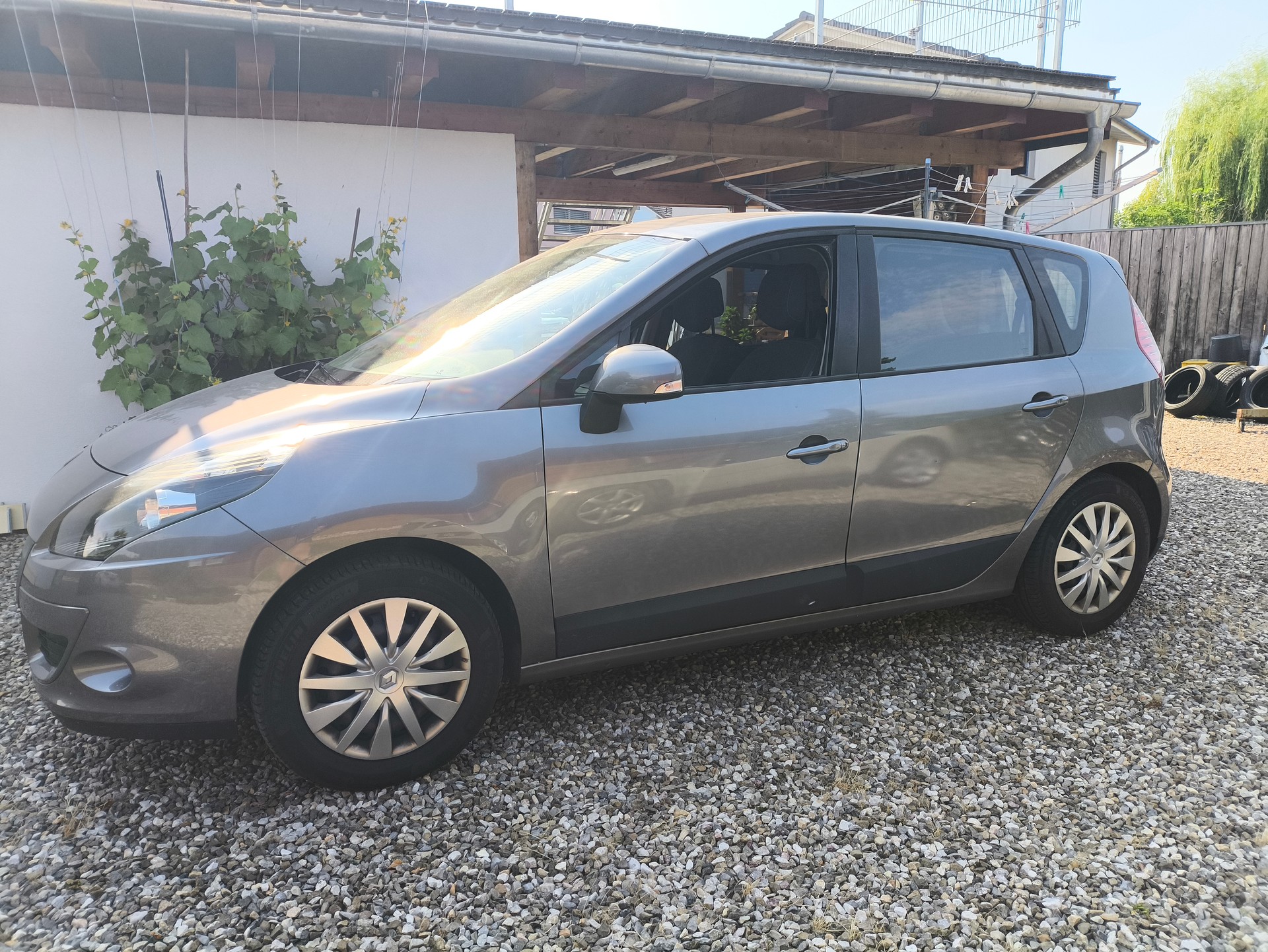 RENAULT Scénic 1.5 dCi Expression-image-2