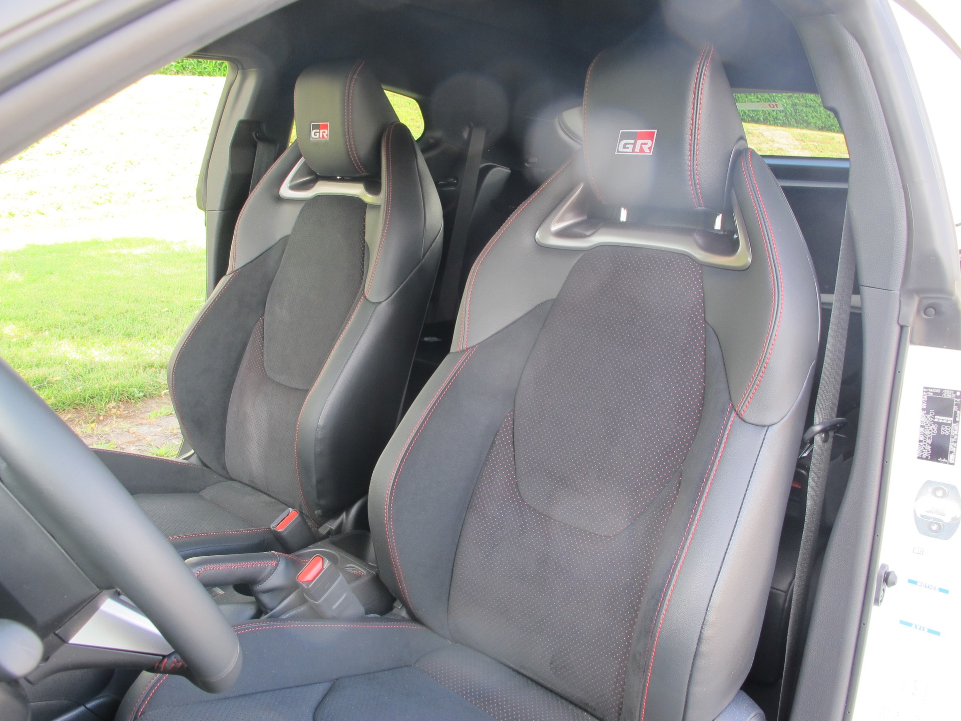 TOYOTA 1.6 Turbo Sport 4x4-image-1