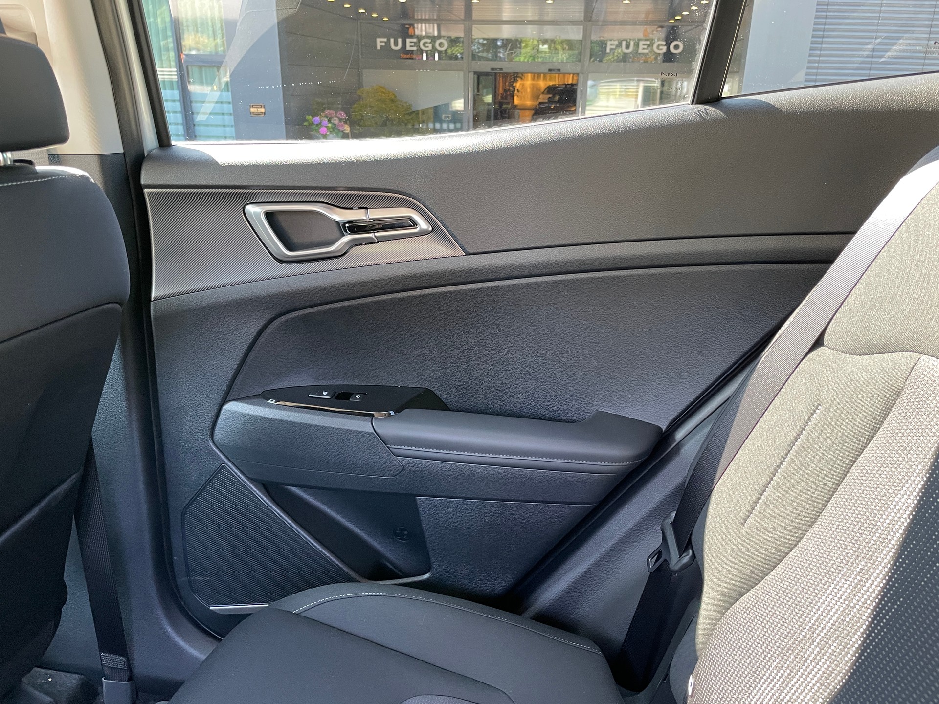 KIA Sportage 1.6T-GDi PHEV Power Edition 4x4 A-image-16