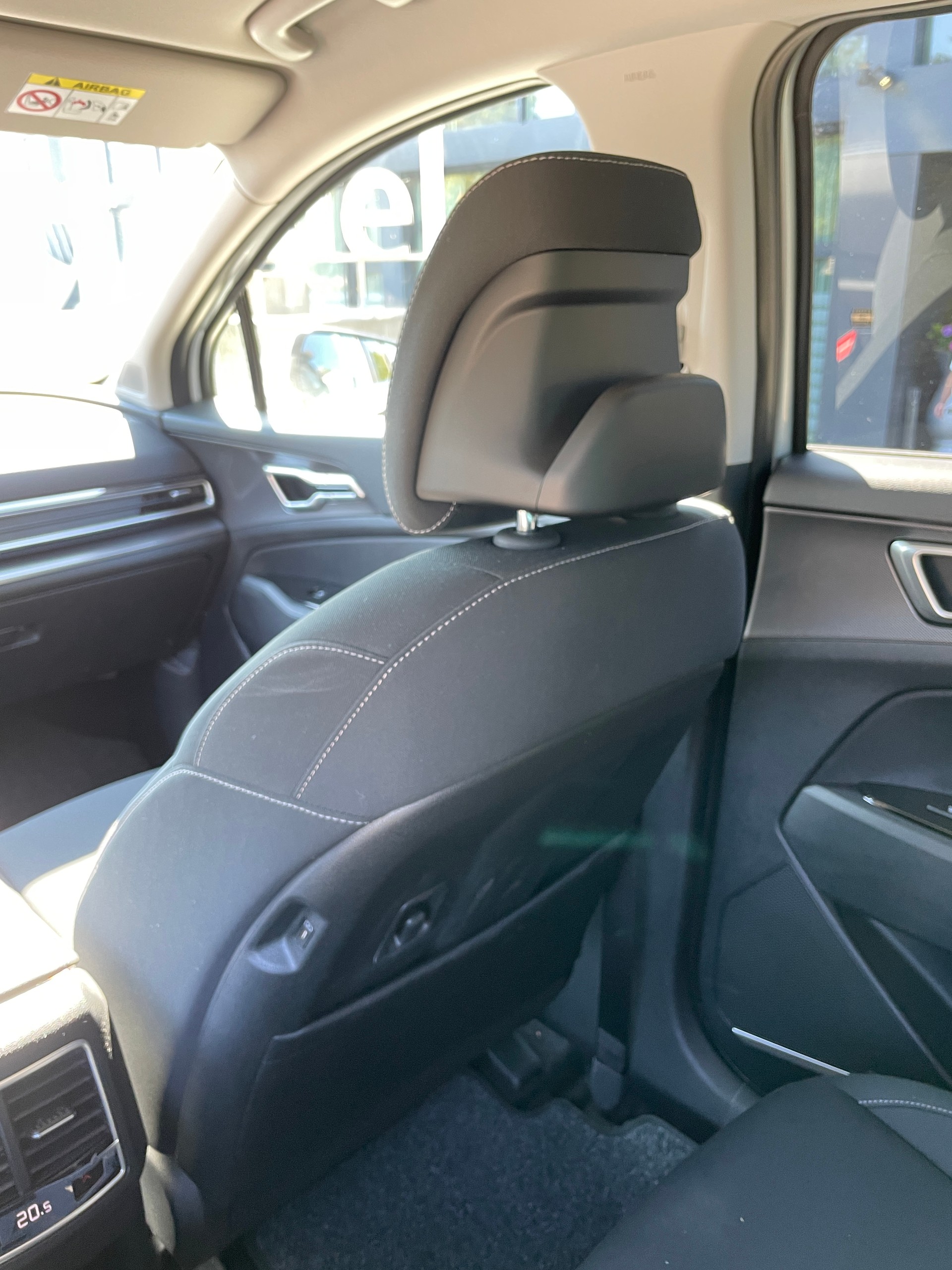 KIA Sportage 1.6T-GDi PHEV Power Edition 4x4 A-image-17