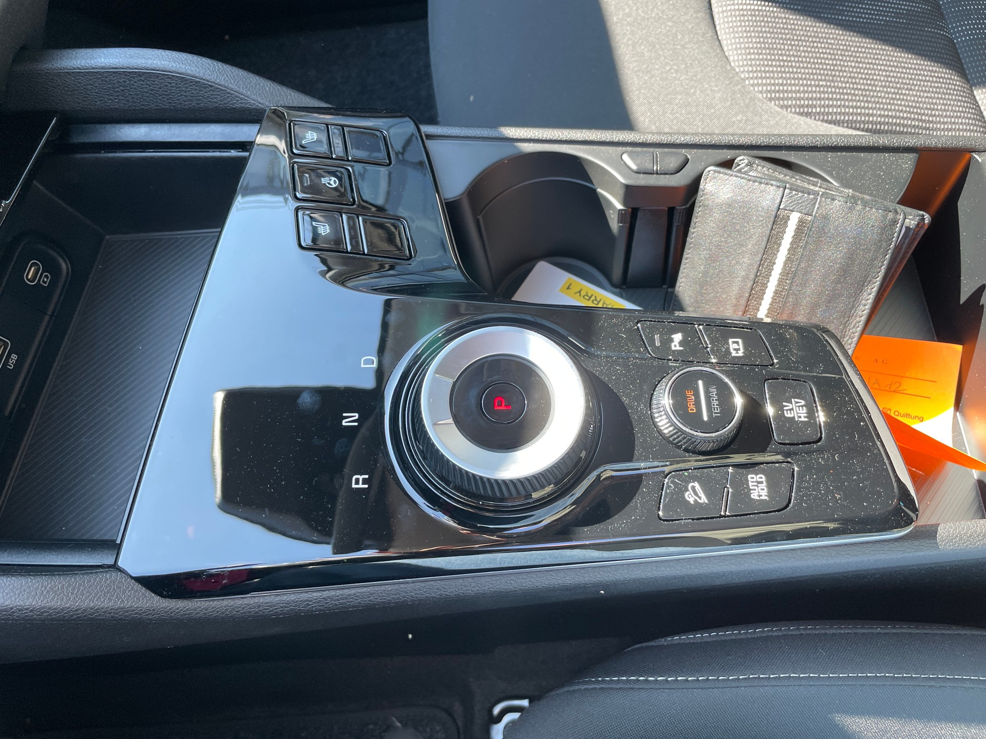 KIA Sportage 1.6T-GDi PHEV Power Edition 4x4 A-image-23