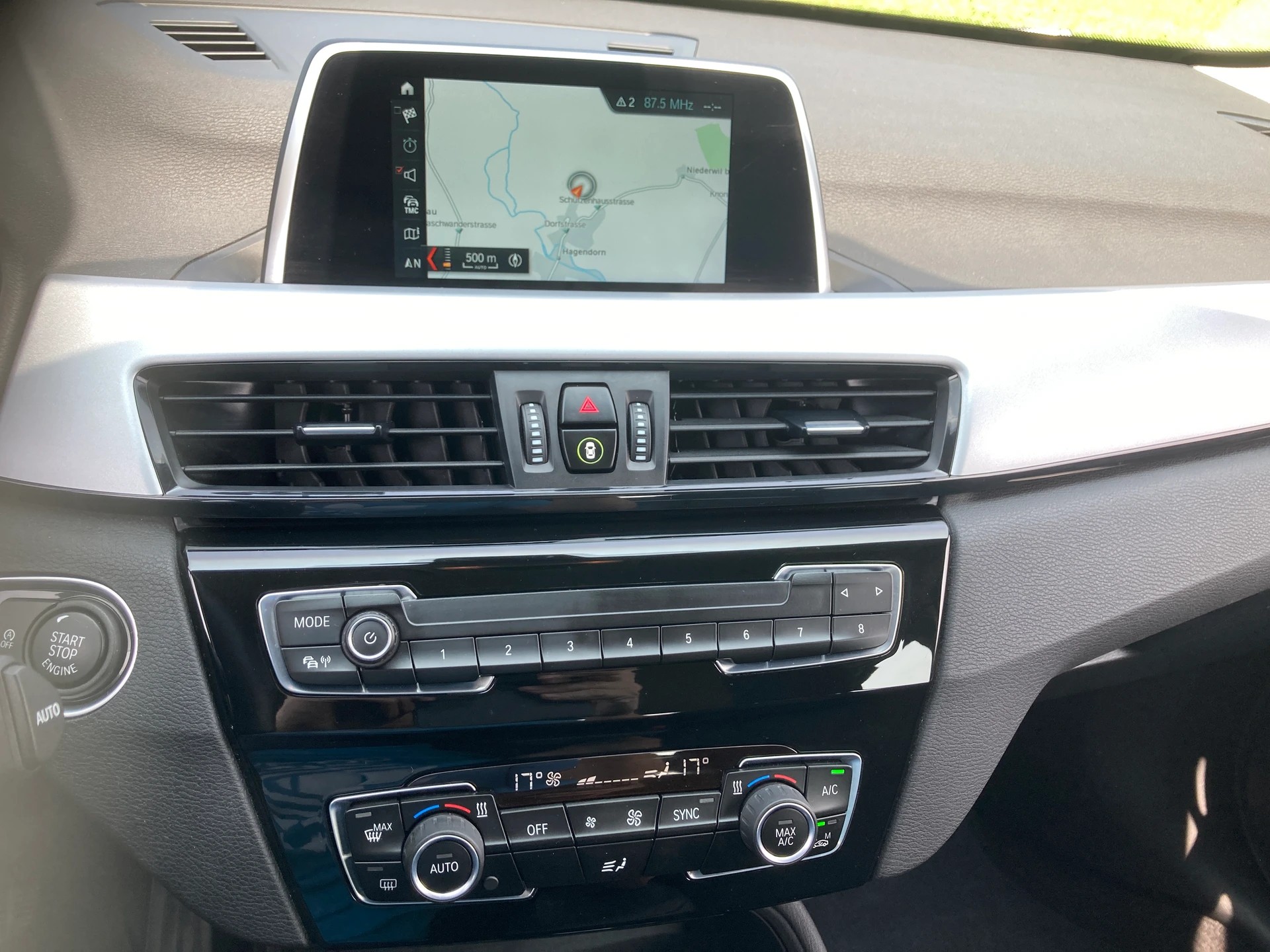 BMW X1 xDrive 18d Steptronic-image-10