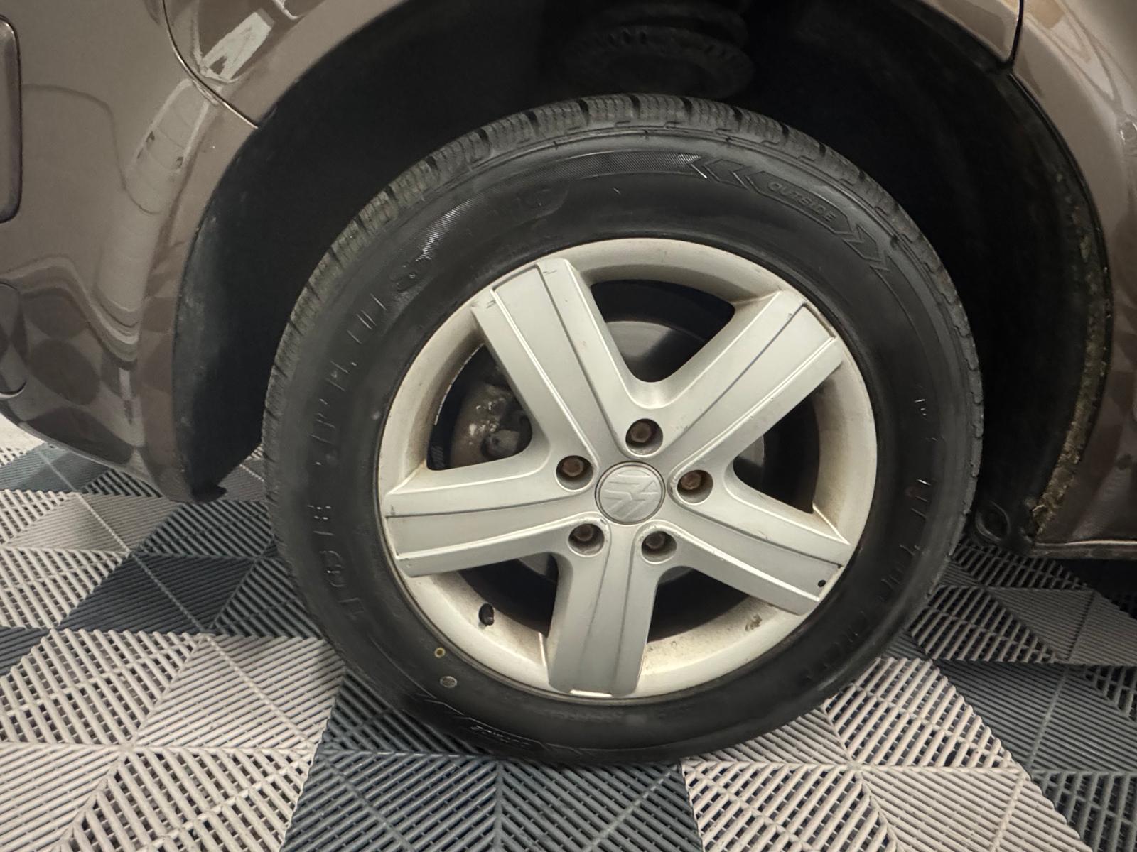 VW T5 Multivan 2.0 TDI Couchage (Véhicule aménagé) Attelage - Panneau Solaire - Webasto-image-27