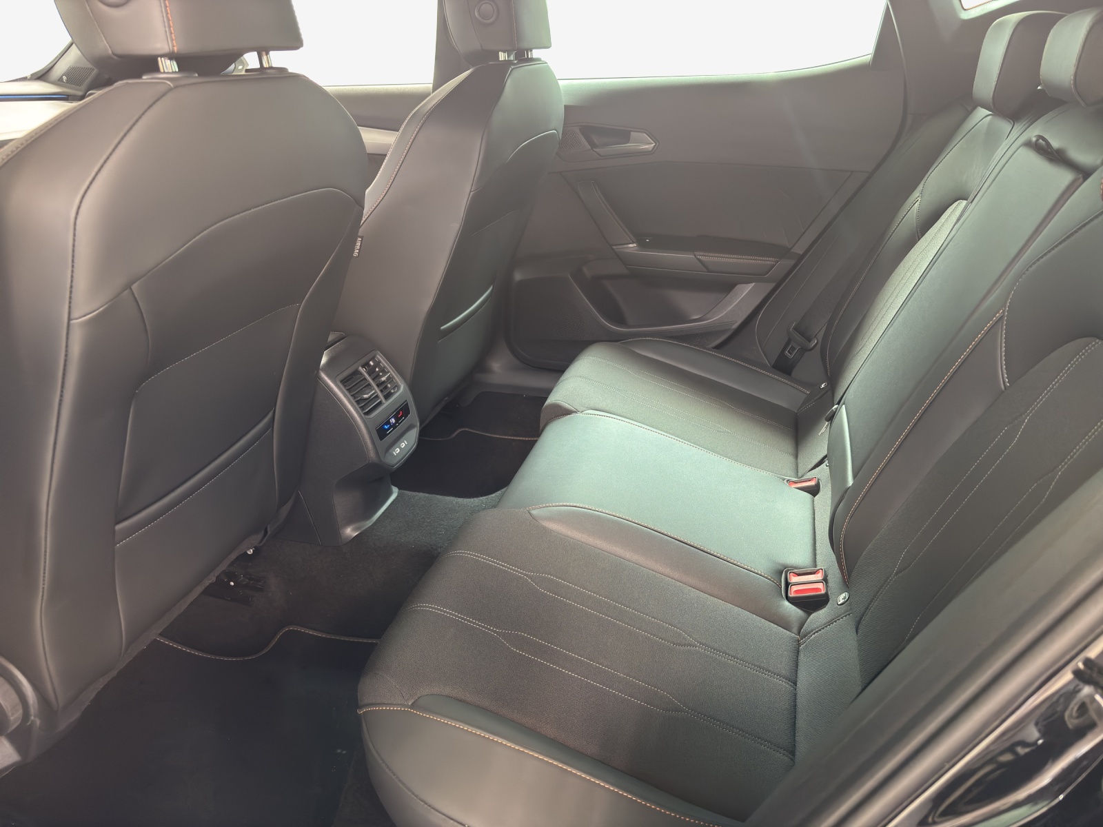 CUPRA Formentor 2.0TSI 4Drive Inicio DSG-image-11
