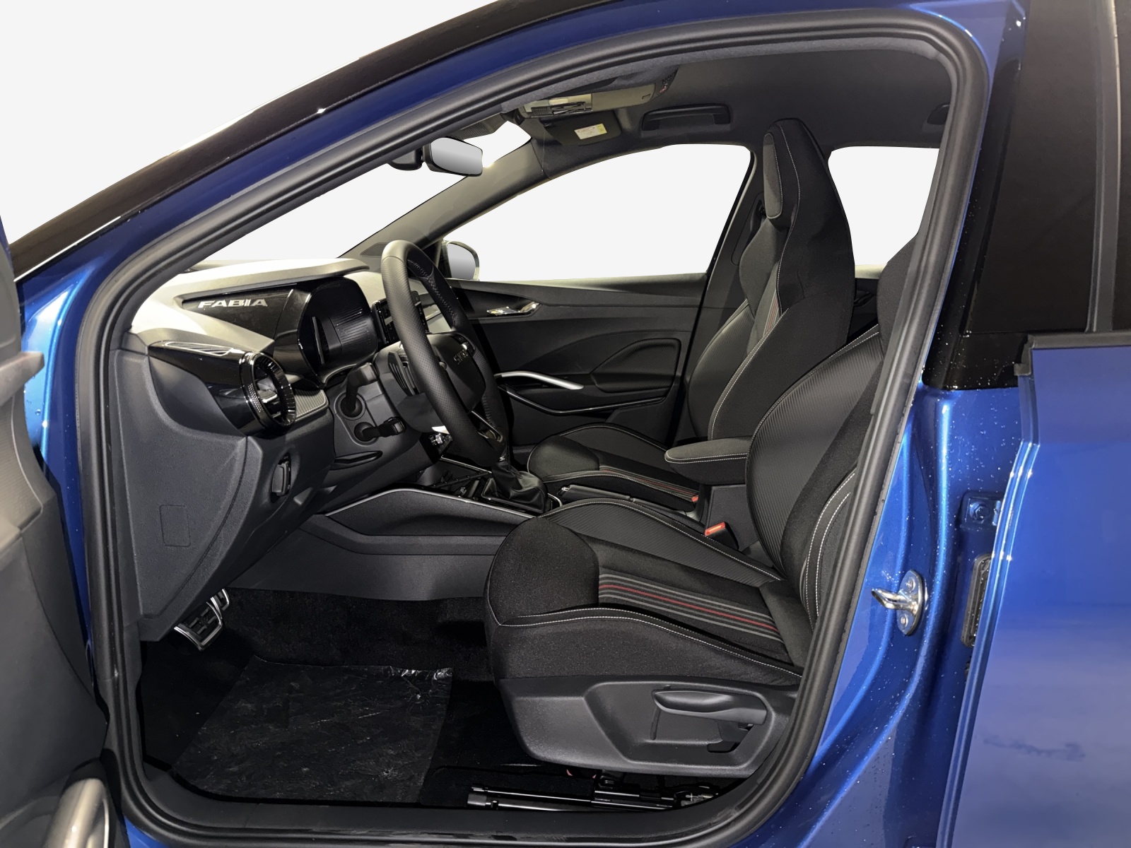 SKODA Fabia 130-image-7