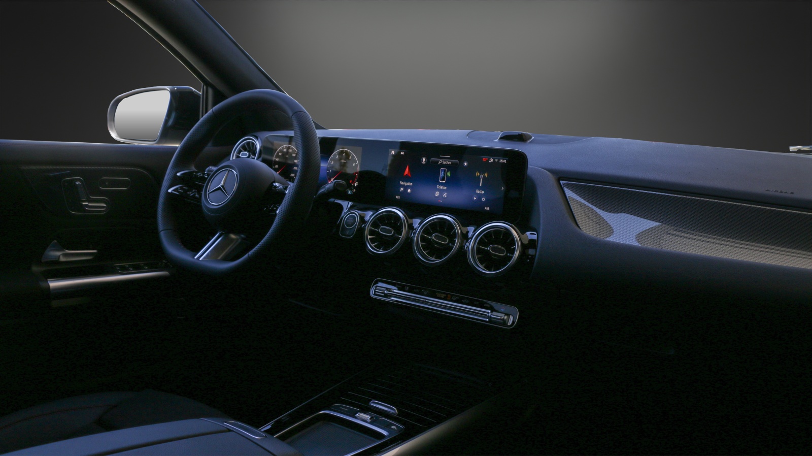 MERCEDES-BENZ GLA 250 4Matic Swiss Star-image-5