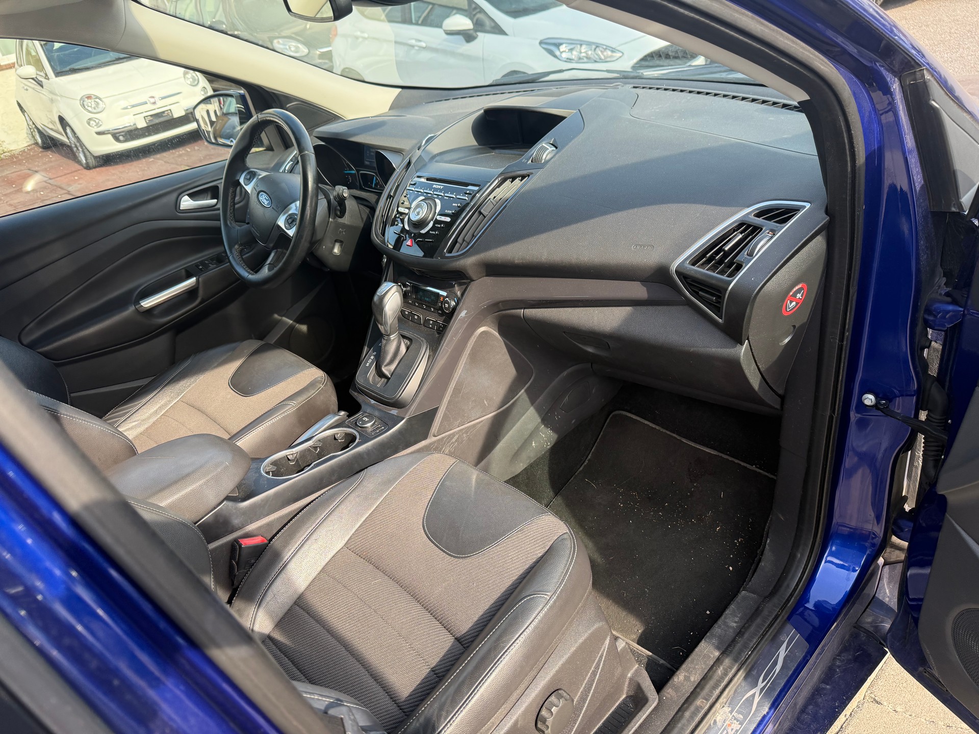 FORD Kuga 2.0 TDCi Carving 4WD PowerShift-image-7