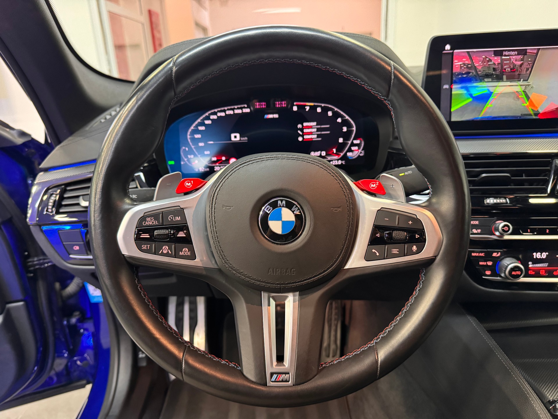 BMW M5 xDrive Competition Drivelogic *Keramik-Bremse / B&W Soundsystem / Laserlicht / M Driver‘s Package / 360 Kamera / Carbon*-image-12