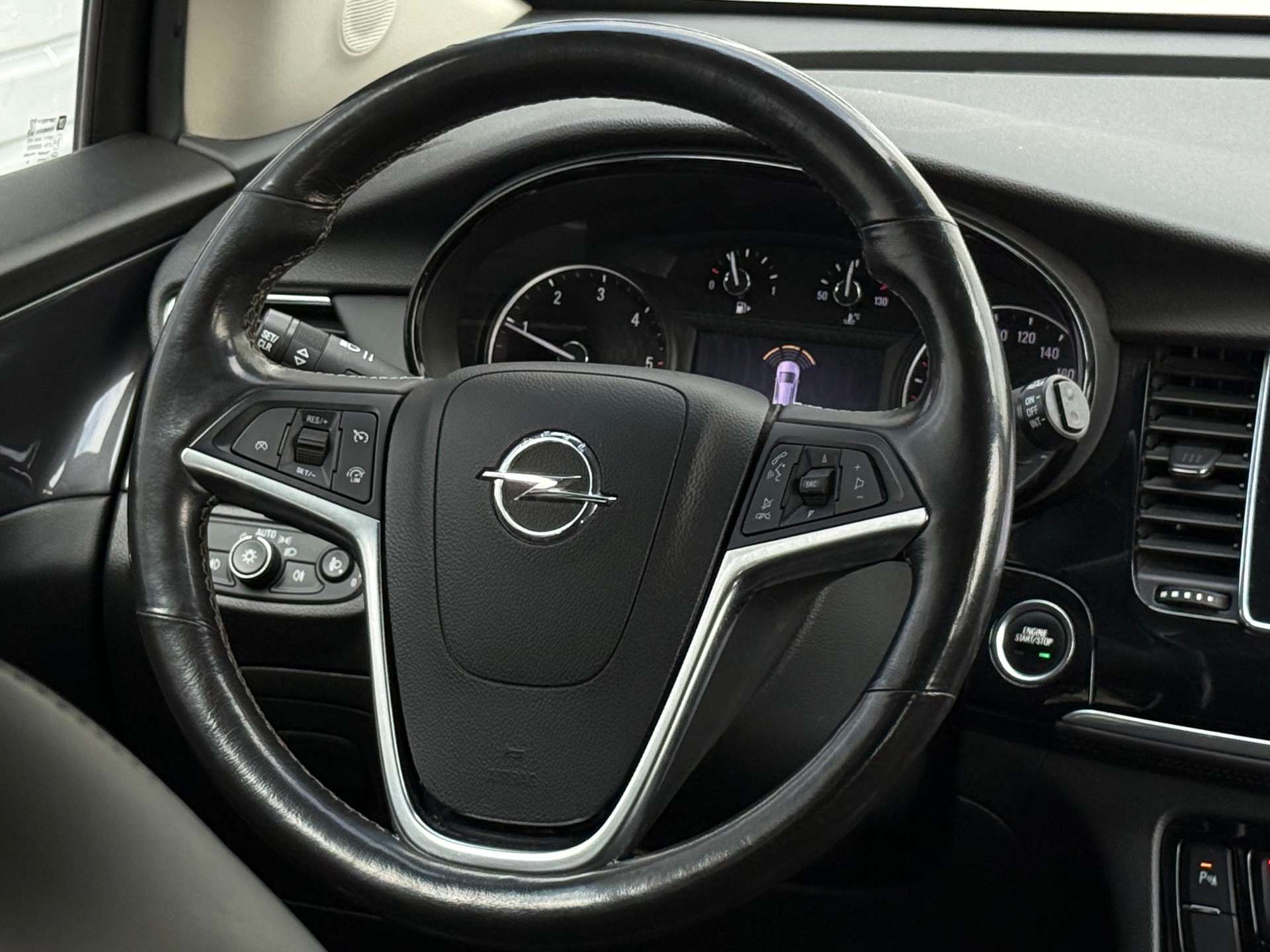 OPEL Mokka X 1.6 CDTi Excellence 4WD-image-8