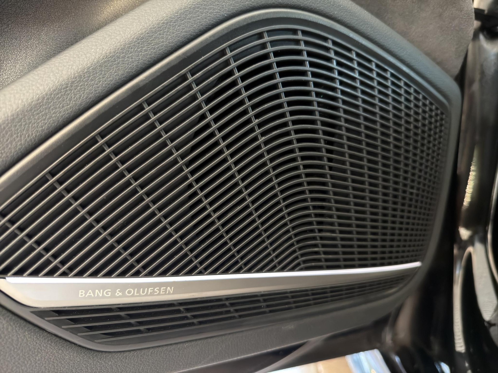 AUDI RS4 Avant 2.9 V6 TFSI quattro T-Tronic-image-18