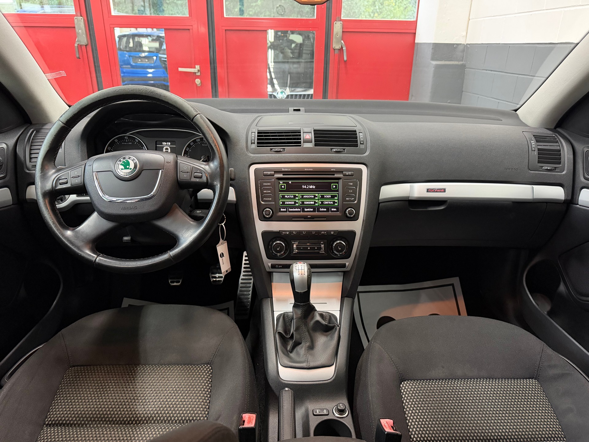 SKODA Octavia Combi 1.8 TSI Scout 4x4 //NEU AB MFK!-image-10
