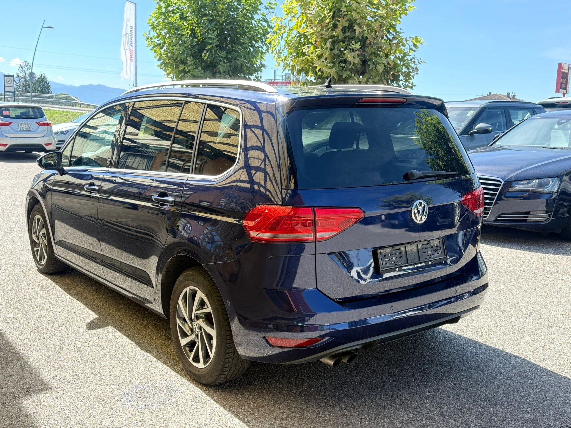 VW Touran 1.4 TSI BlueMotion High Line DSG-image-6