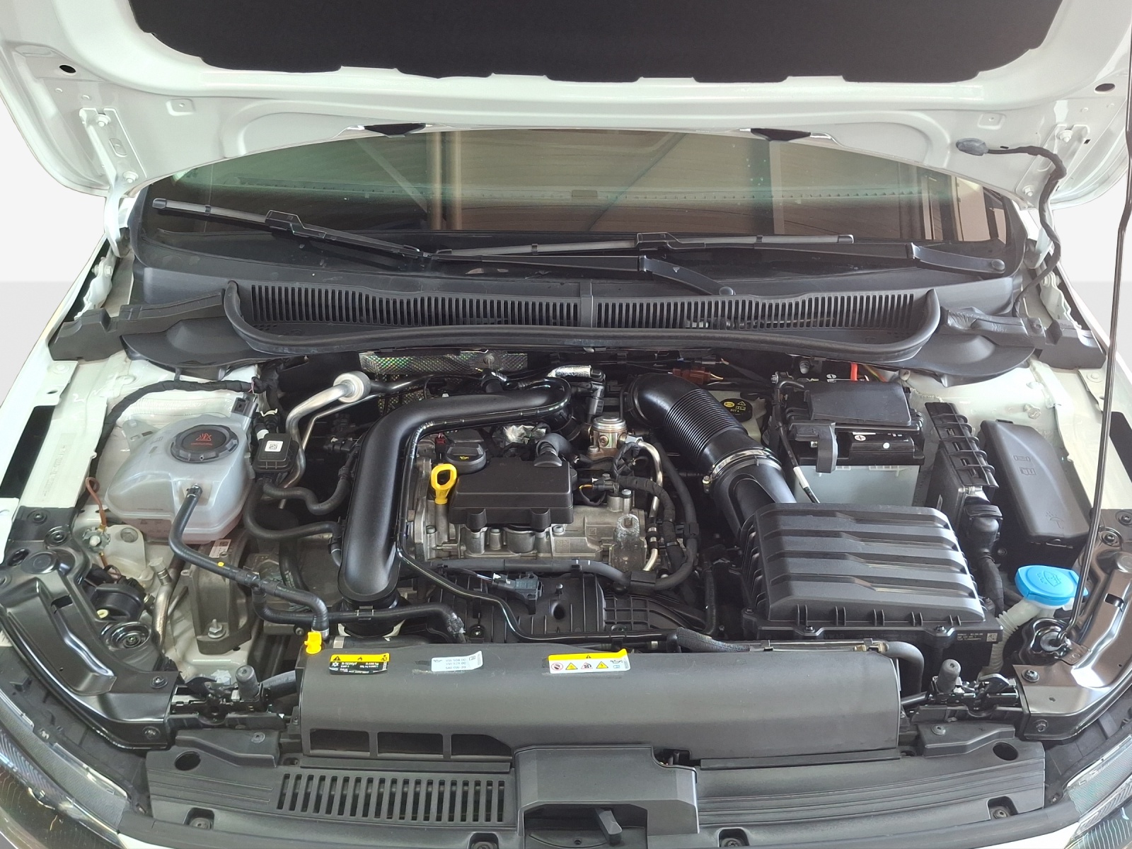 VW Polo 1.0 TSI Style DSG-image-15