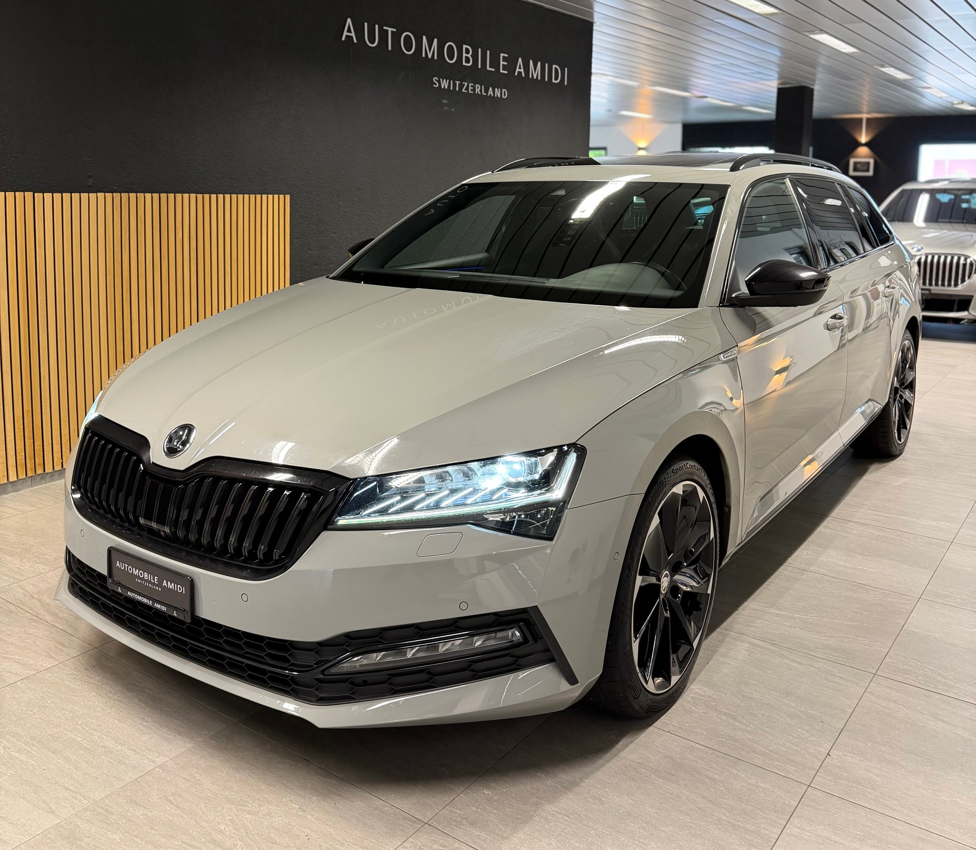 SKODA Superb Combi 2.0 TDi SportLine 4x4 DSG