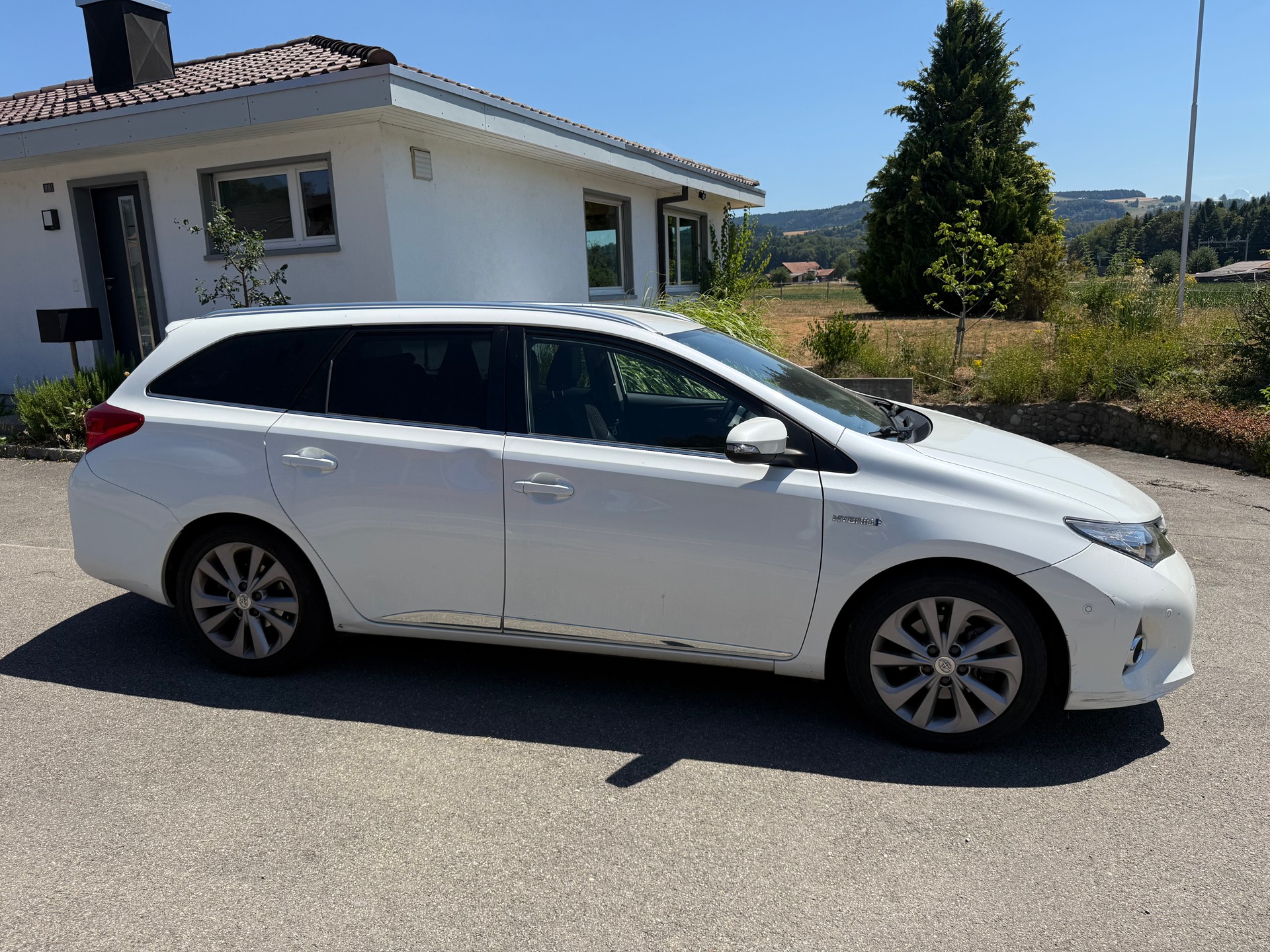 TOYOTA 1.8 HSD Sol-image-1