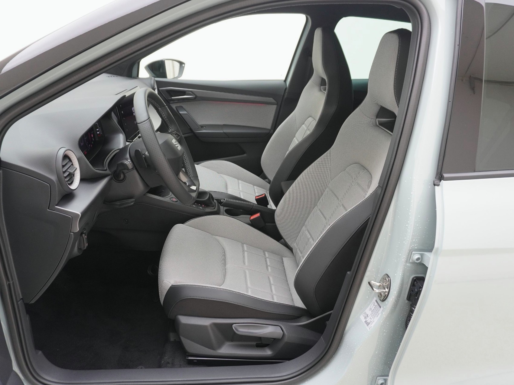 SEAT Arona 1.5 TSI FR DSG-image-11
