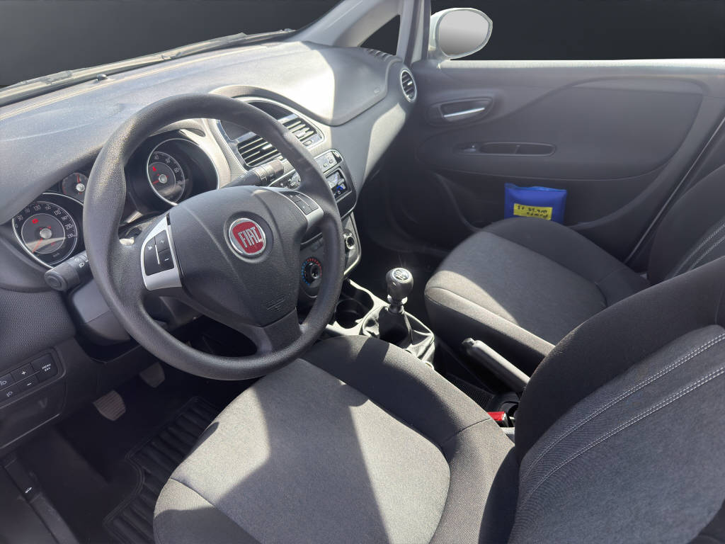 FIAT Punto 1.2 8V Pop Star S/S-image-8