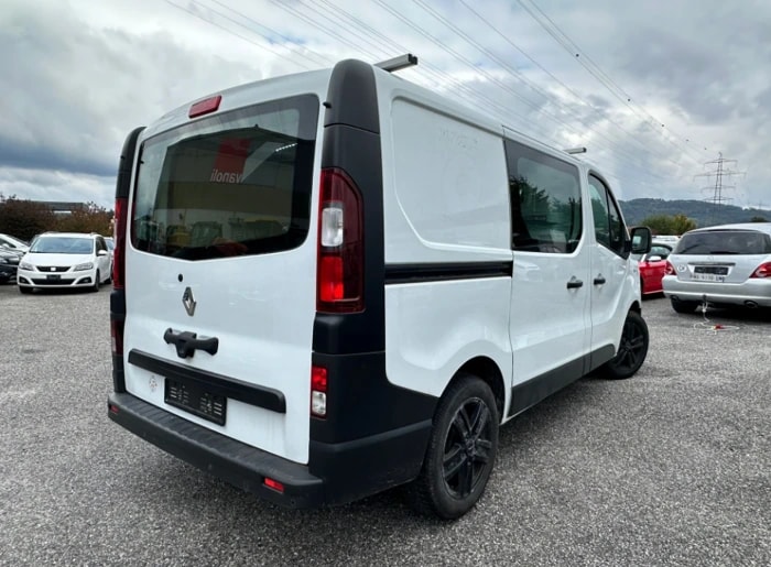RENAULT Trafic 2.0 dCi 120 3.0t Access L1H1-image-2