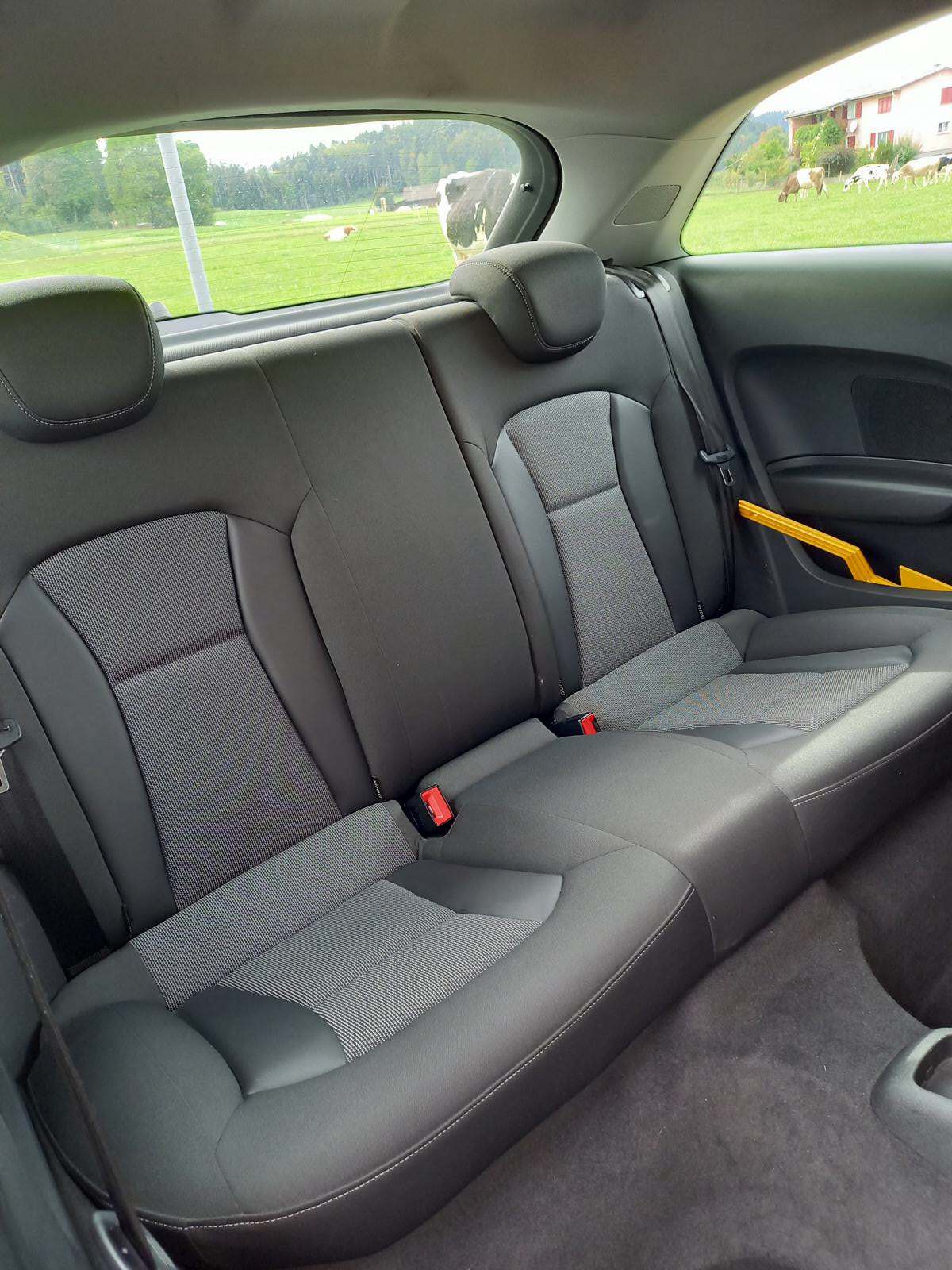 AUDI A1 1.6 TDI Ambition **frisch ab MFK, Service und Zahnriemen mit Wasserpumpe ersetzt**-image-10