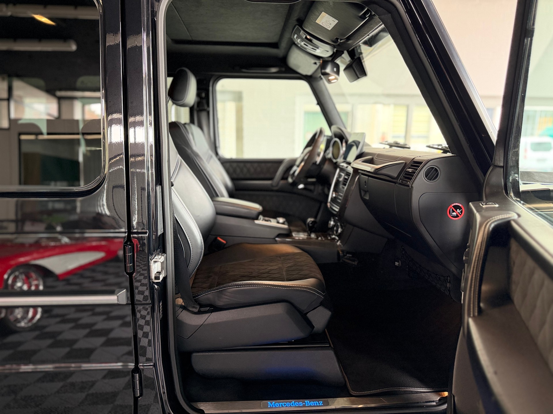 MERCEDES-BENZ G 500 4x42 4x42 7G-Tronic * BRABUS 500 PS * 4X4 *-image-9