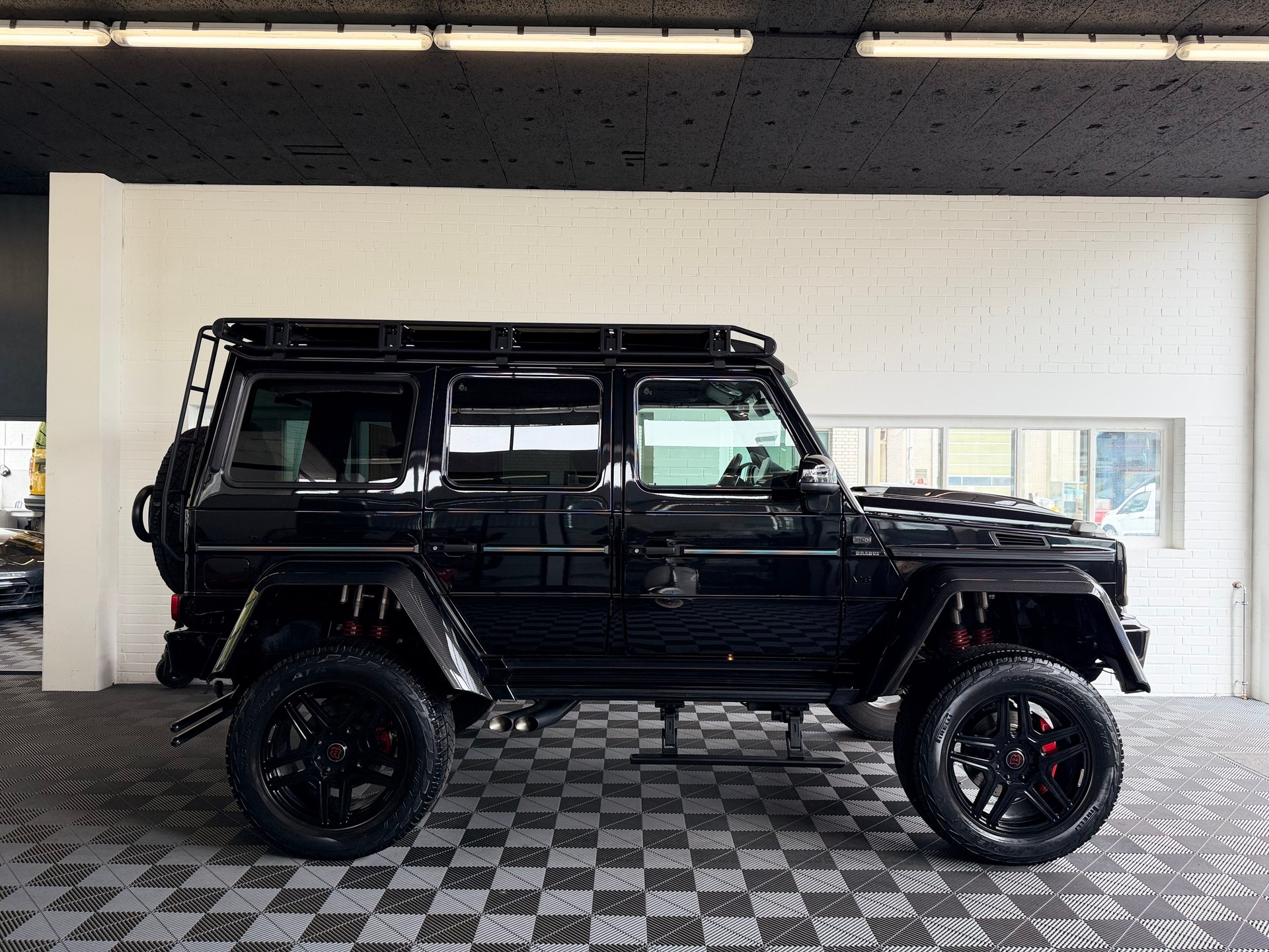 MERCEDES-BENZ G 500 4x42 4x42 7G-Tronic * BRABUS 500 PS * 4X4 *-image-1