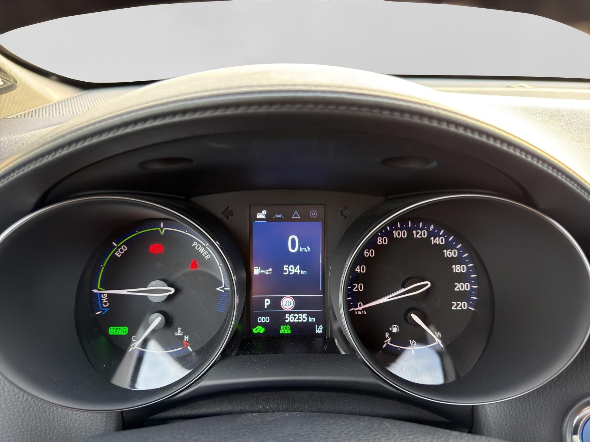 TOYOTA C-HR 2.0 VVTi HSD Move-showroom-element-3