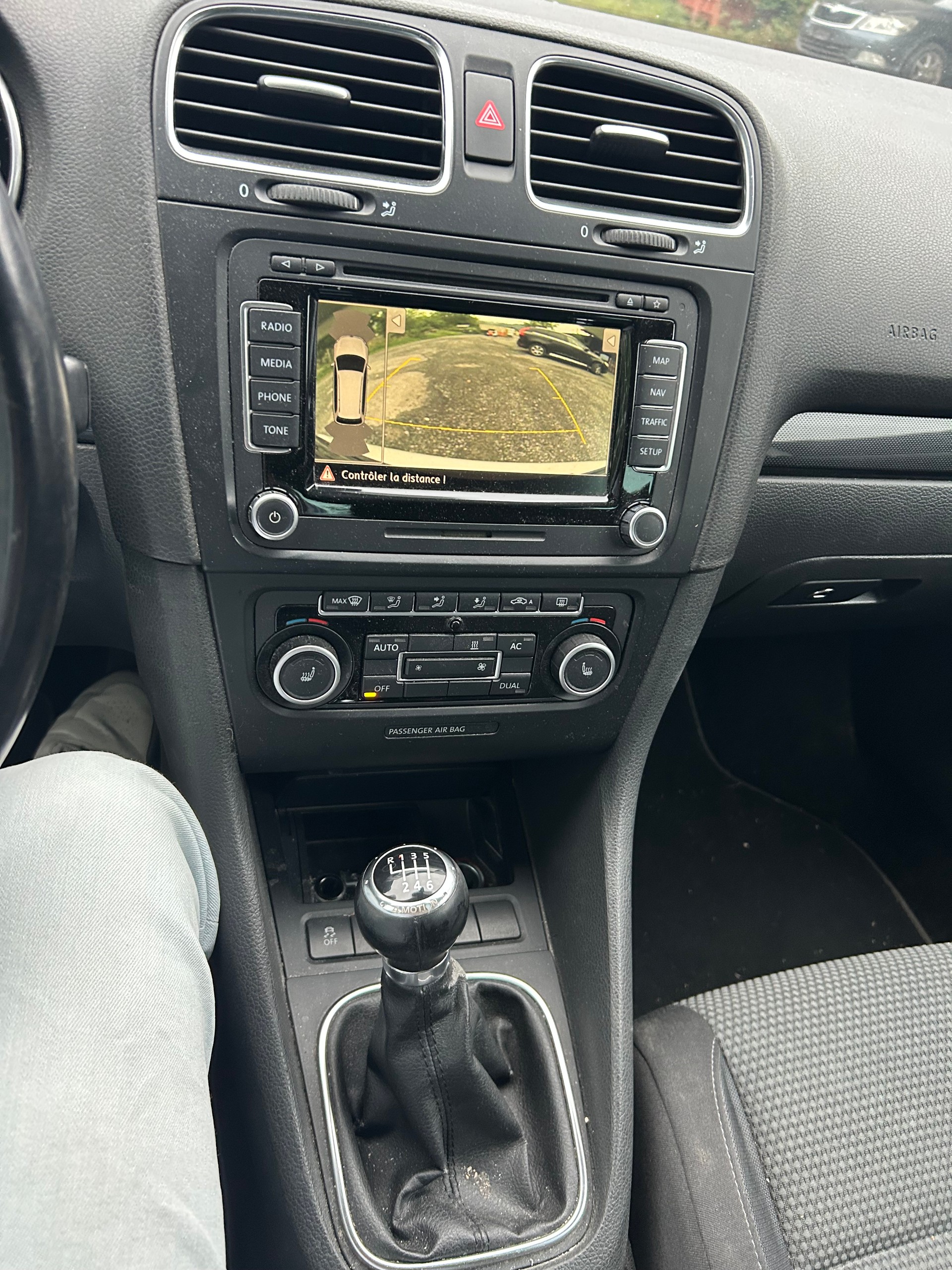 VW Golf Variant 1.6 TDI Team 4Motion-image-6