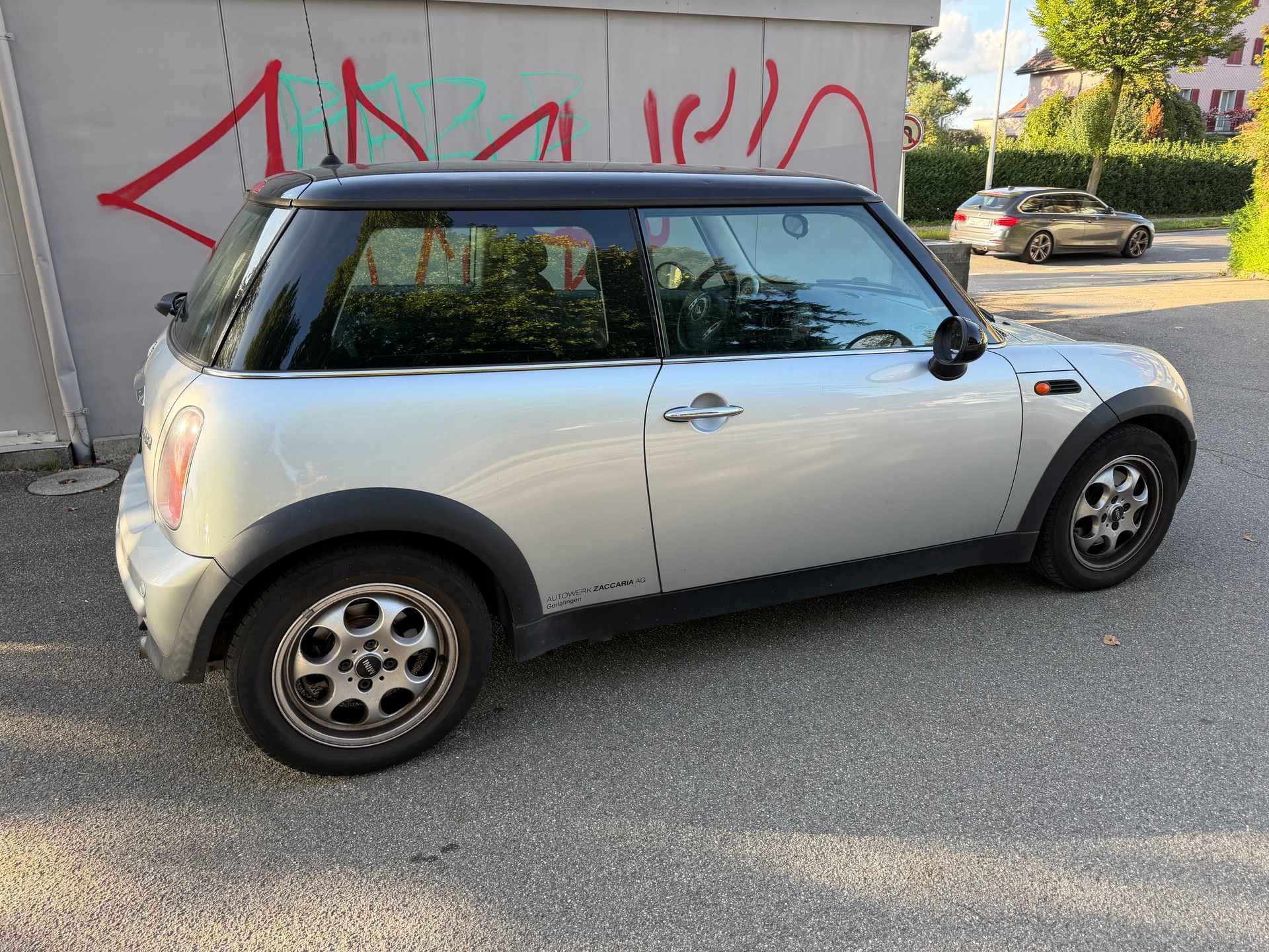MINI Cooper-image-4