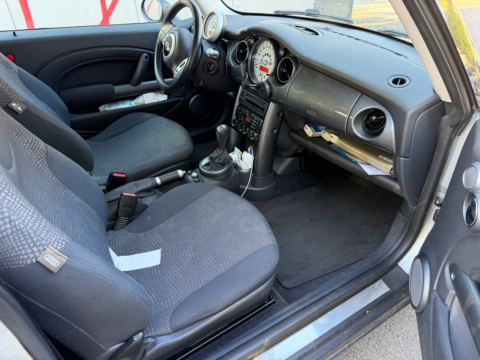 MINI Cooper-image-8