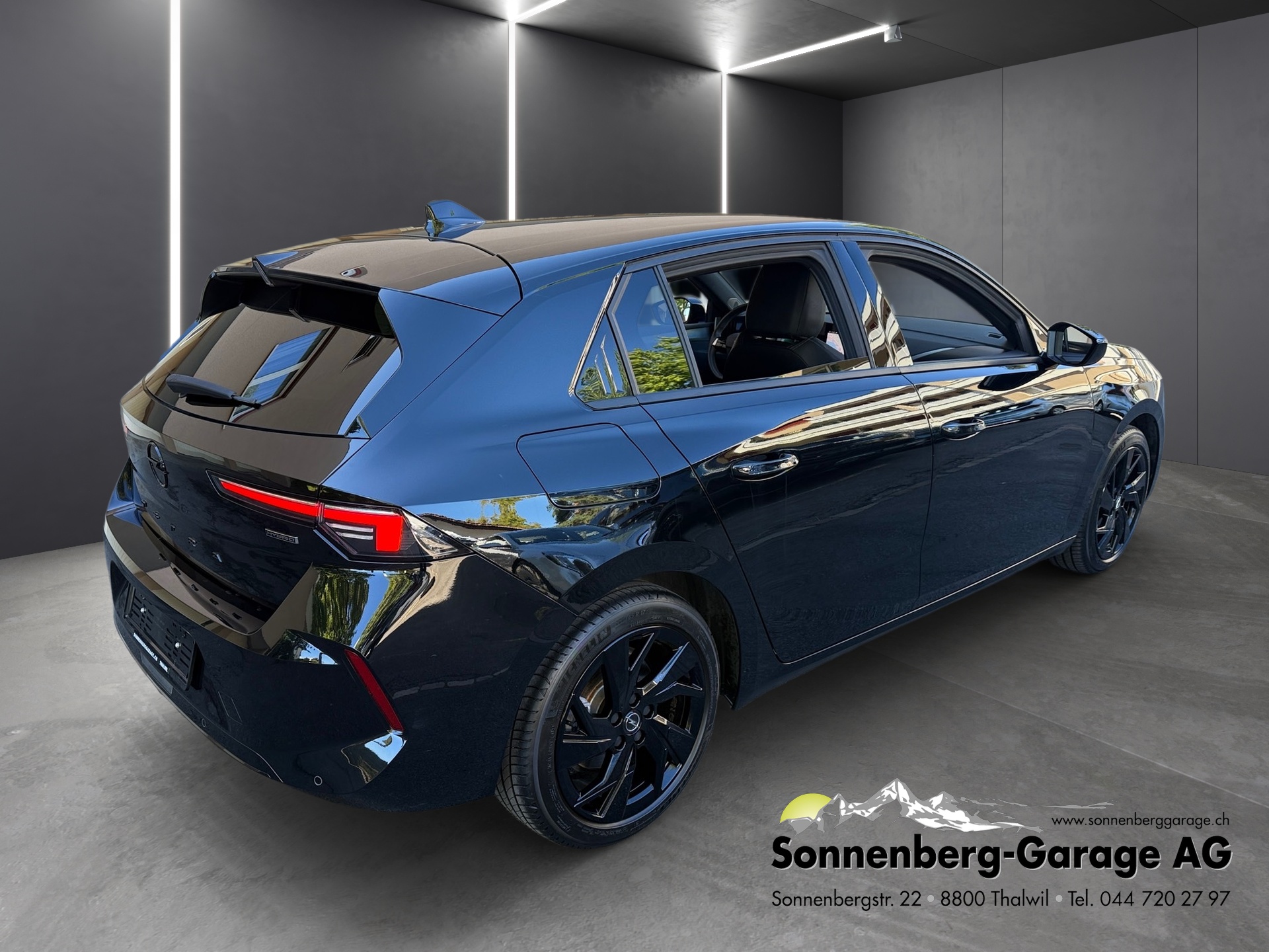 OPEL Astra 1.6 PHEV Turbo Swiss Plus A-image-2