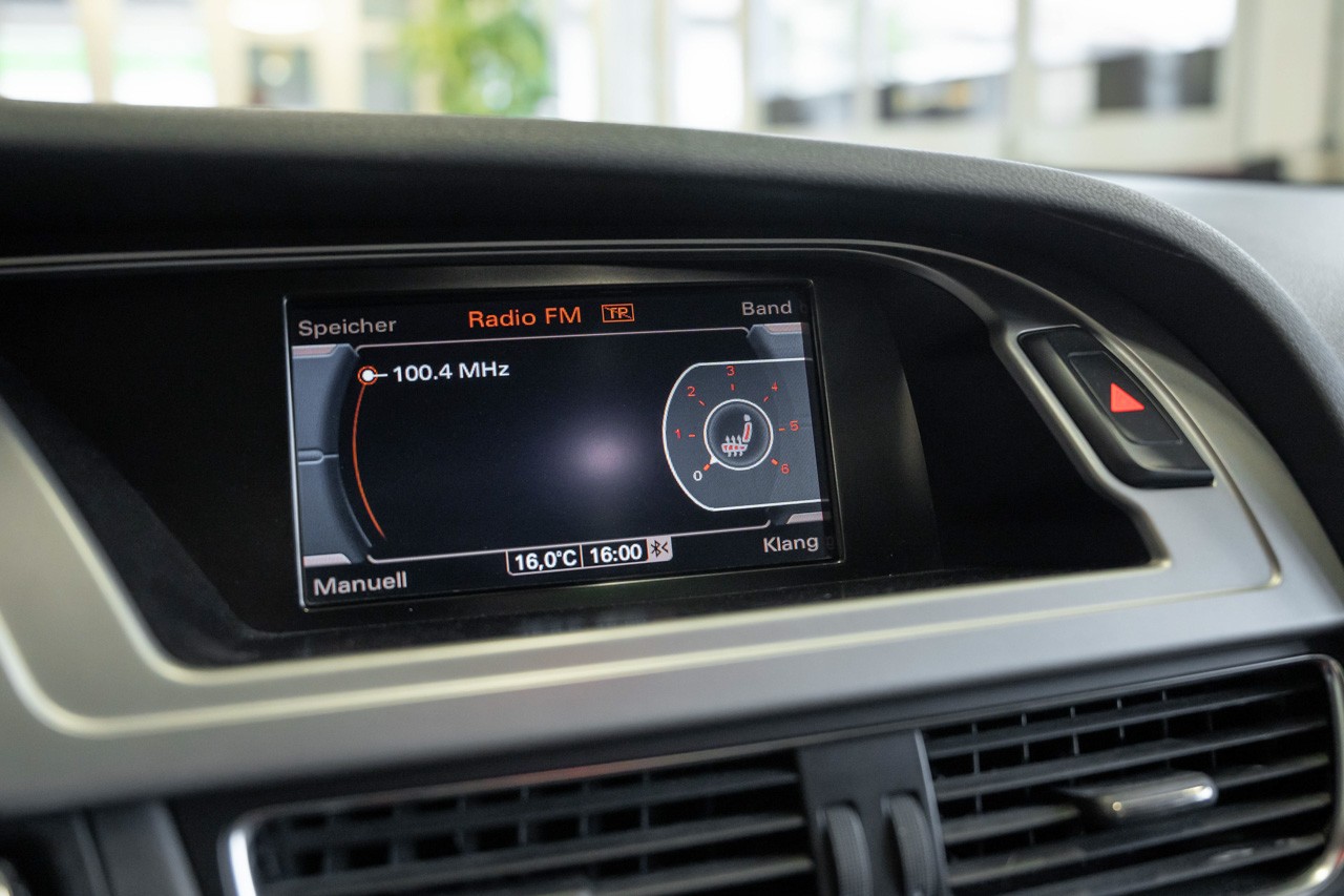 AUDI A4 allroad 3.0 TDI quattro-image-22