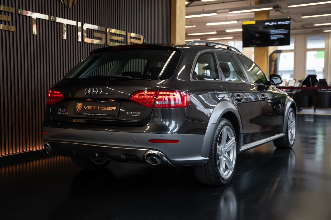 AUDI A4 allroad 3.0 TDI quattro-image-6