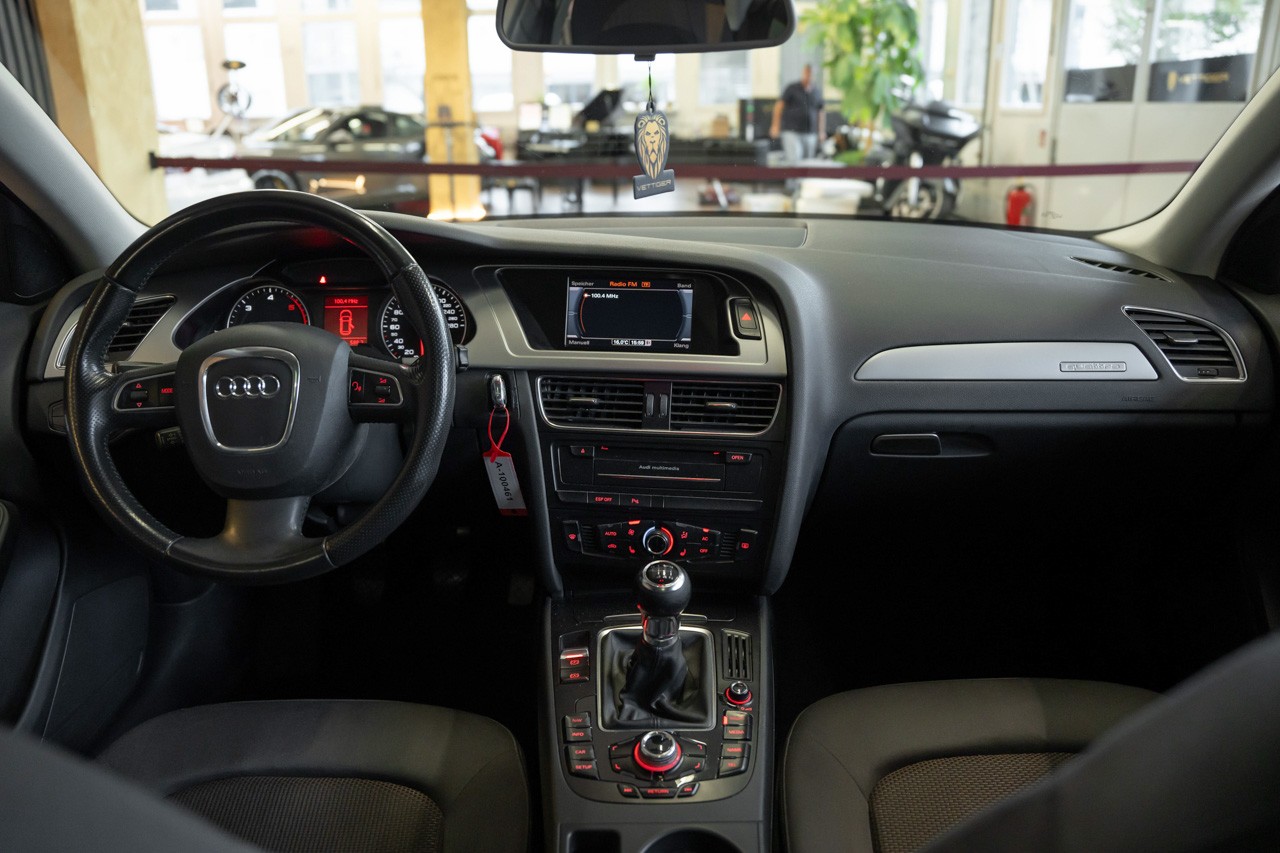 AUDI A4 allroad 3.0 TDI quattro-image-11