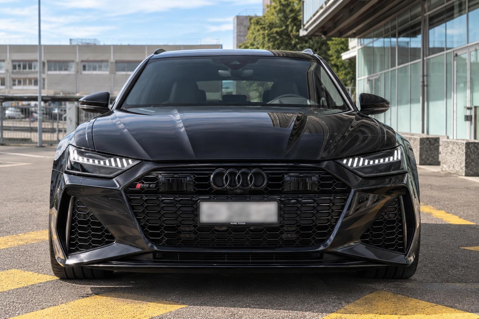 AUDI RS6 Avant 4.0 TFSI V8 quattro-image-0