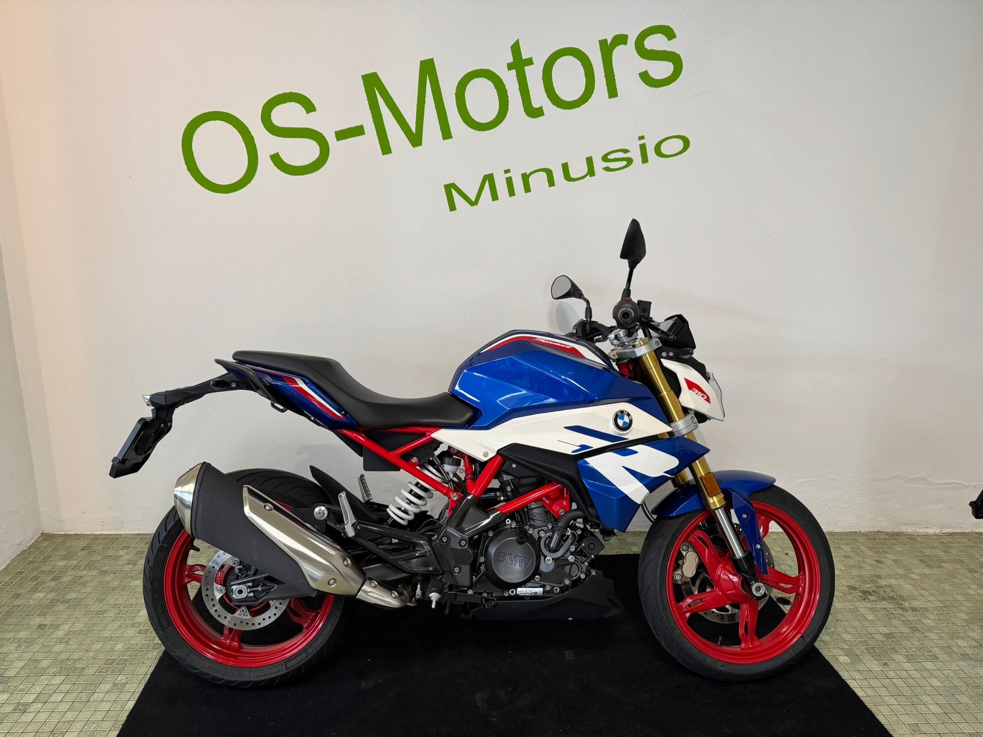 BMW G 310 R
