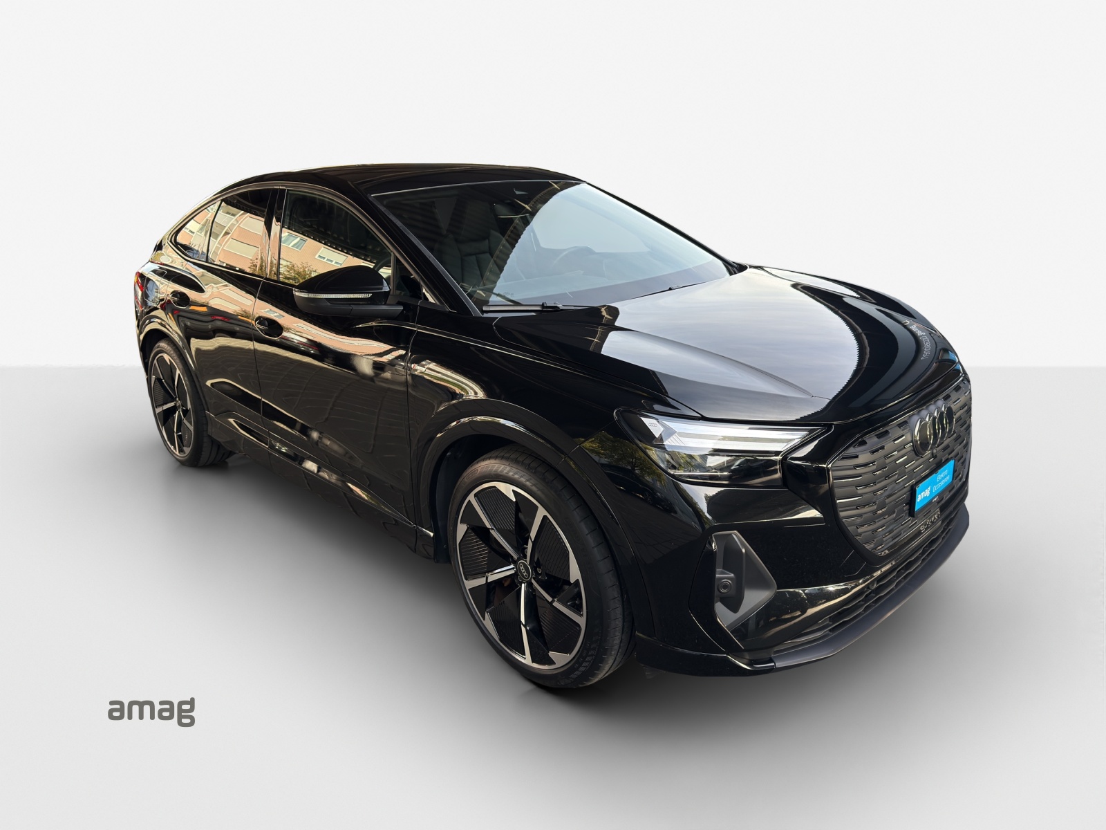 AUDI Q4 Sportback e-tron 50 quattro-image-6