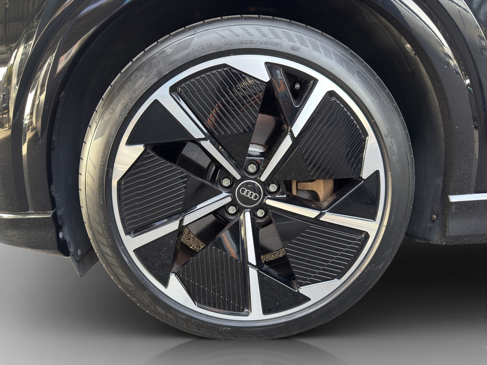 AUDI Q4 Sportback e-tron 50 quattro-image-15