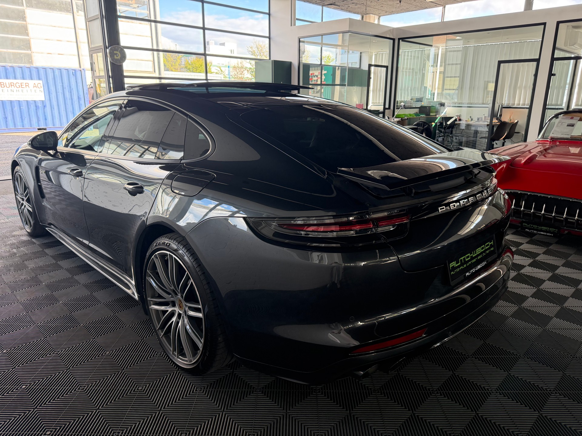PORSCHE Panamera 4 E-Hybrid PDK-image-4