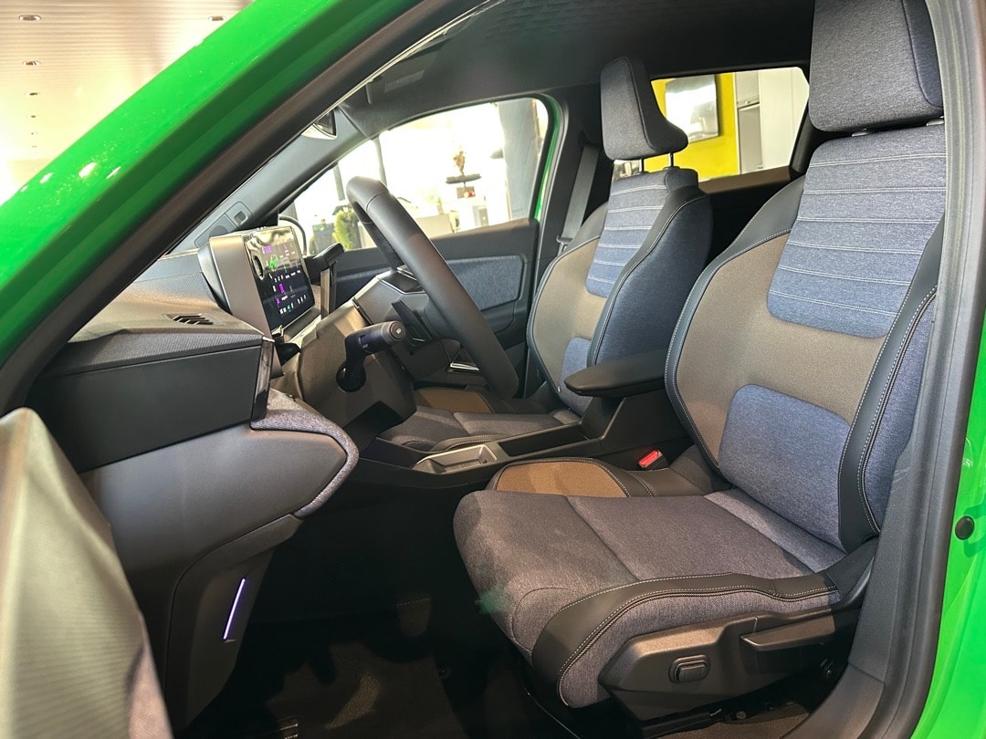 RENAULT R5 E-Tech Comfort Range 52 kWh Techno-image-9