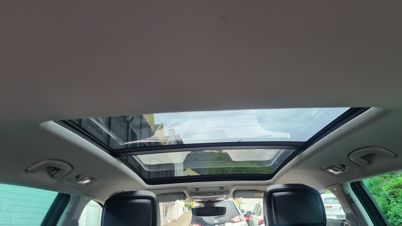 VW Passat 2.0 TDI BMT Elegance 4Motion DSG ** Voll-Leder ** RF-Kamera 360° ** Sitzmemory ** Panorama-Glasdach ** Modell 2023 **-image-21