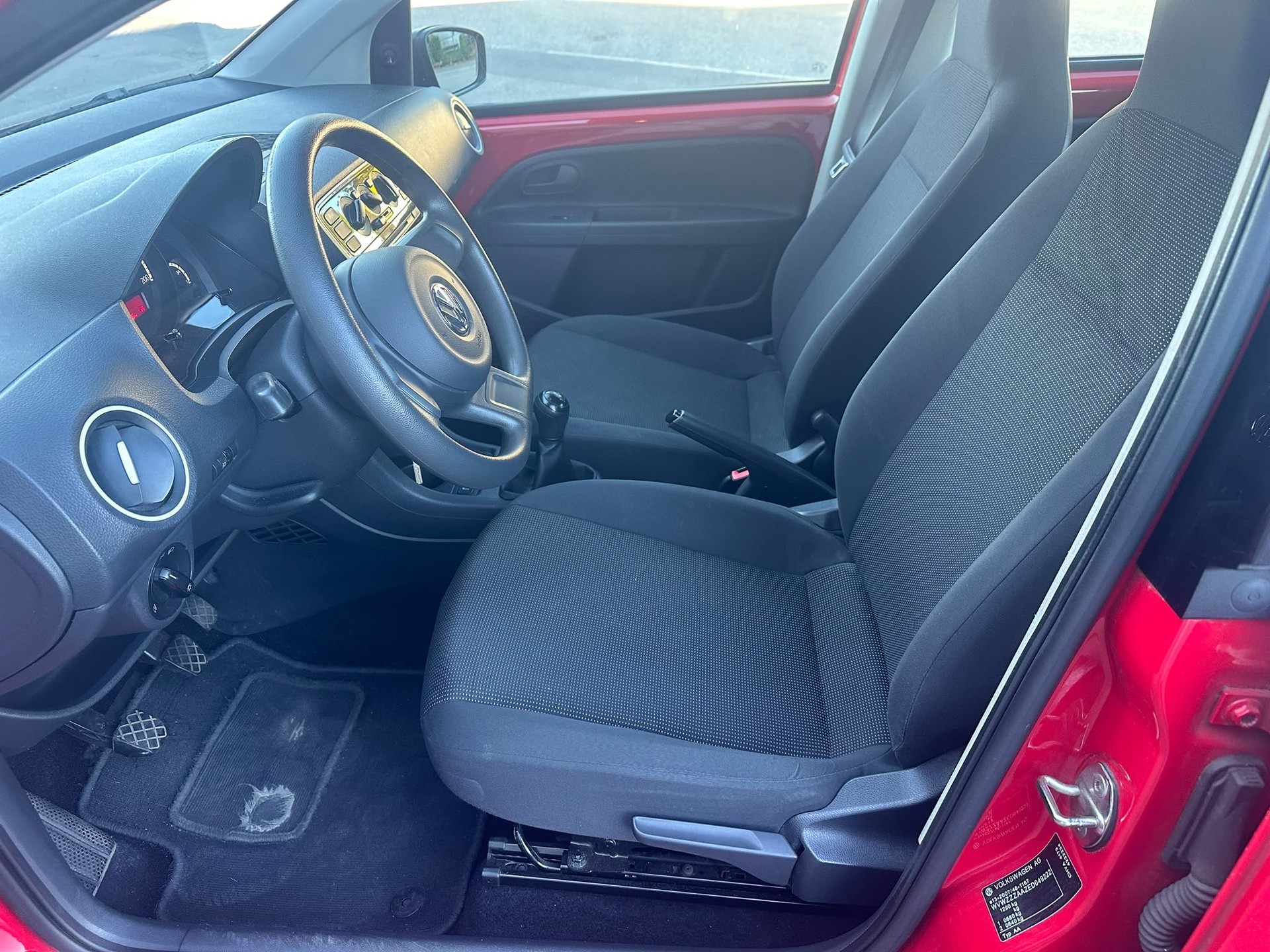 VW Up 1.0 BMT Bergamont-image-8