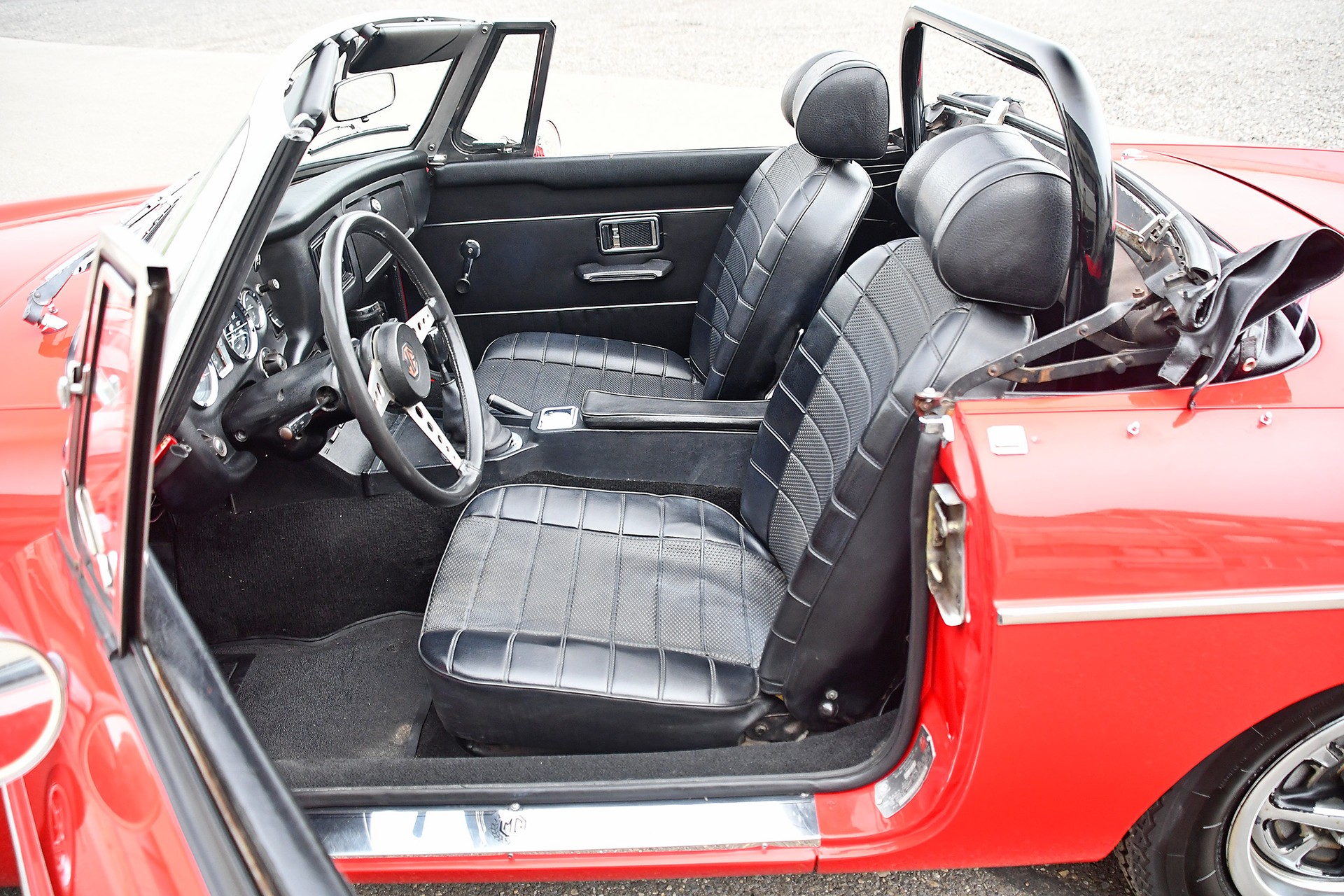 MG Roadster-image-16