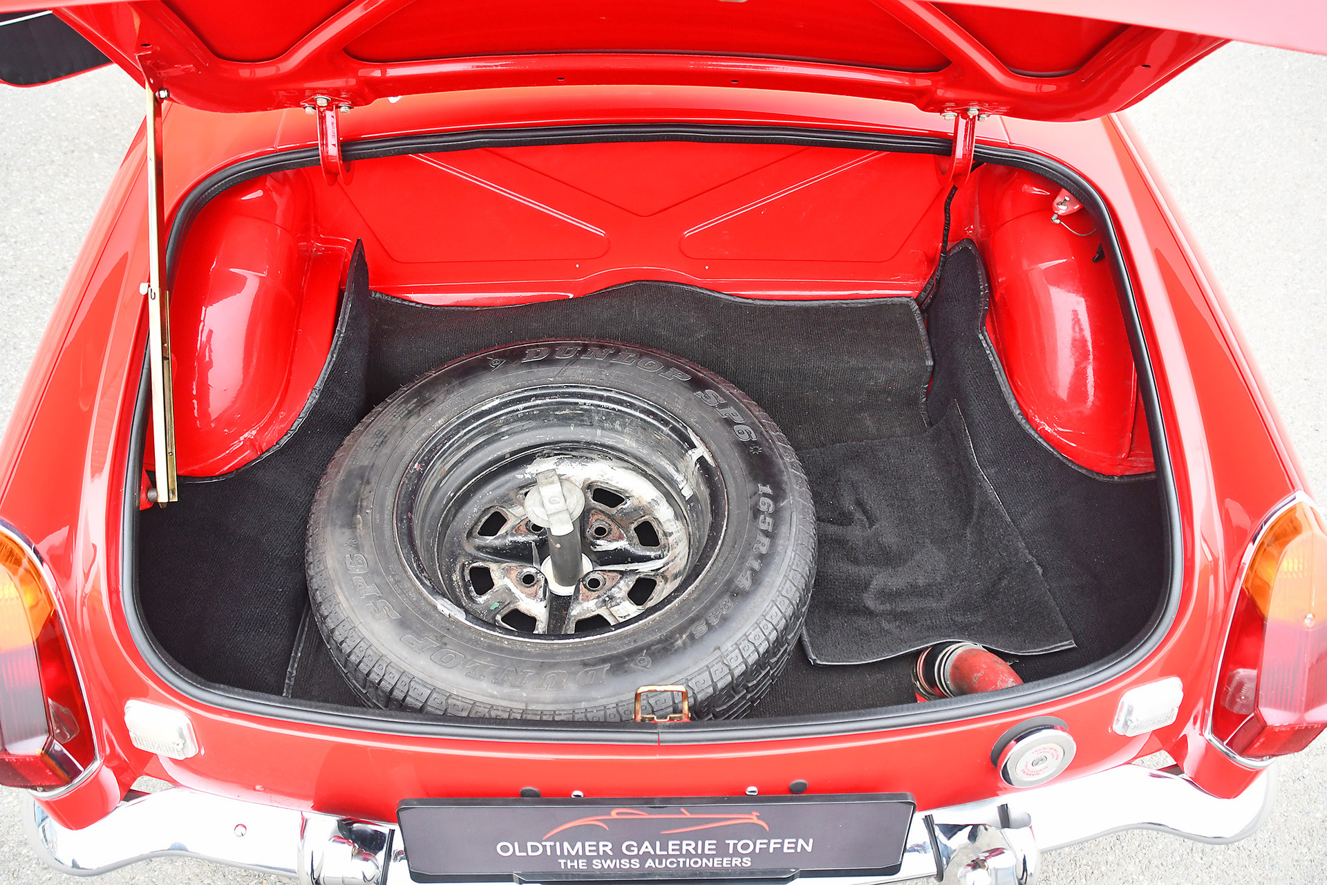 MG Roadster-image-17
