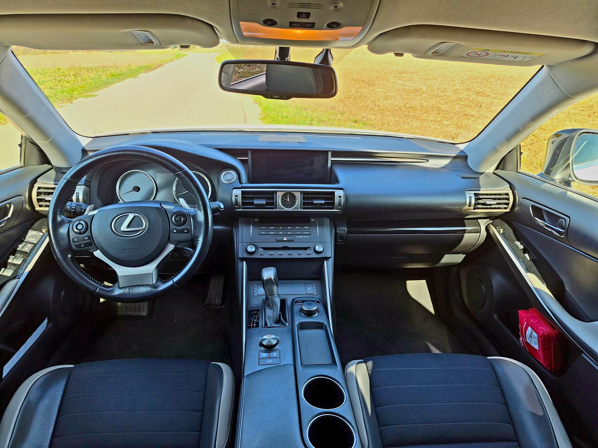 LEXUS 200t Sport-image-4