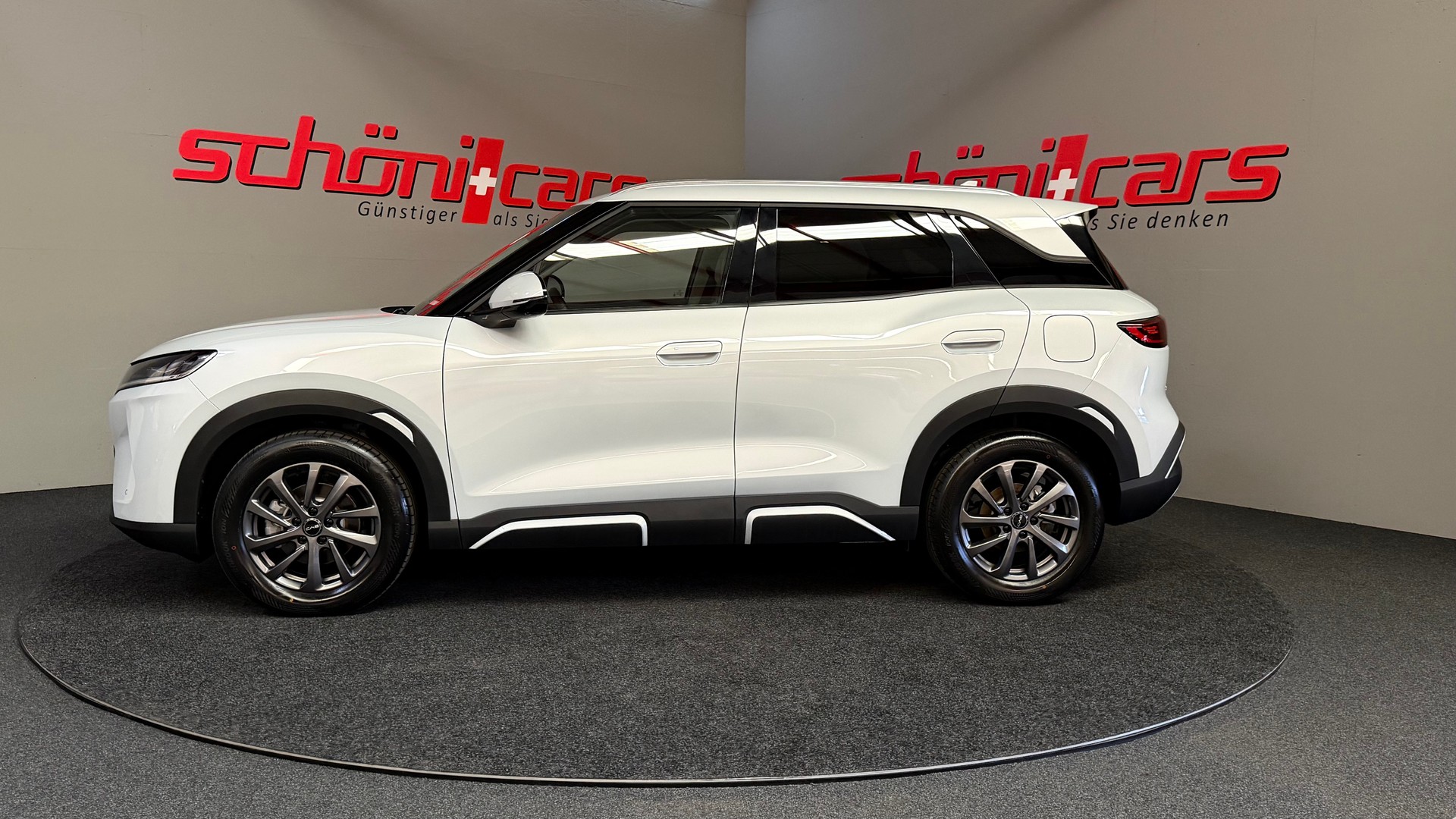 BYD Atto 2 DM-i Boost-showroom-element-3