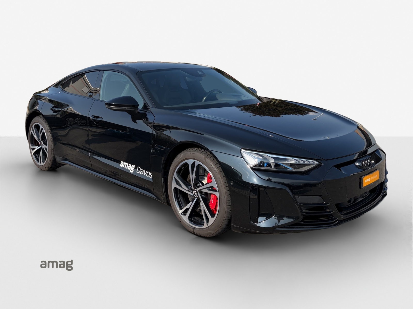 AUDI e-tron GT quattro-image-5