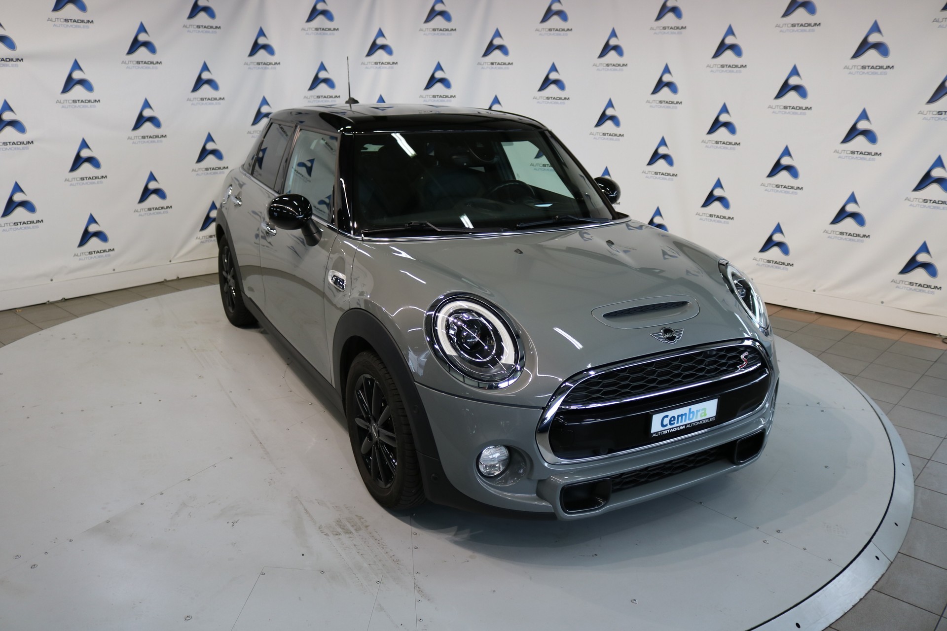 MINI Cooper S-image-5