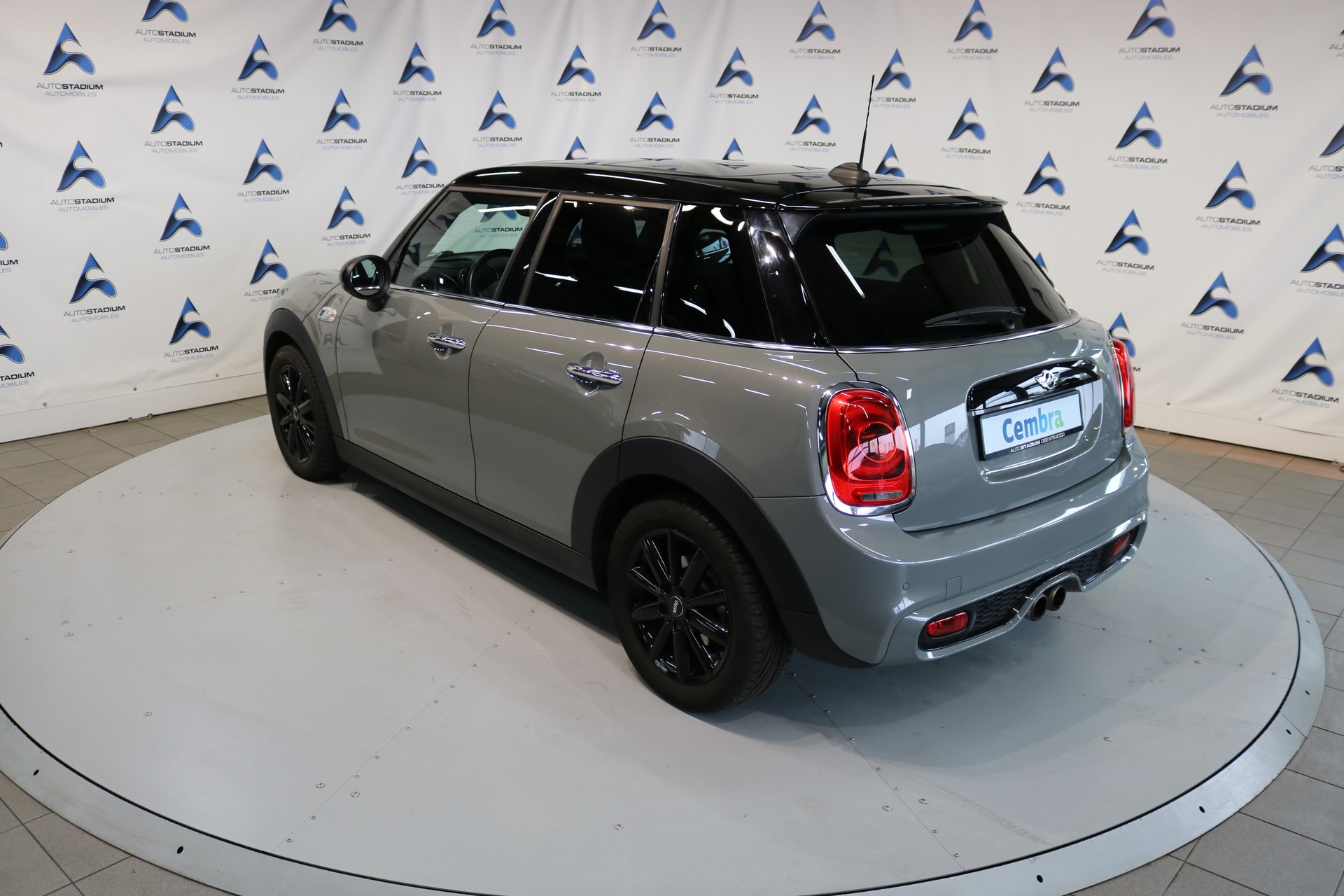 MINI Cooper S-image-14